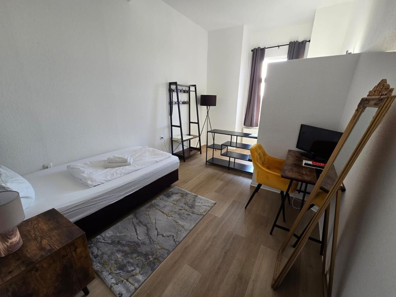 Economy Single Room
