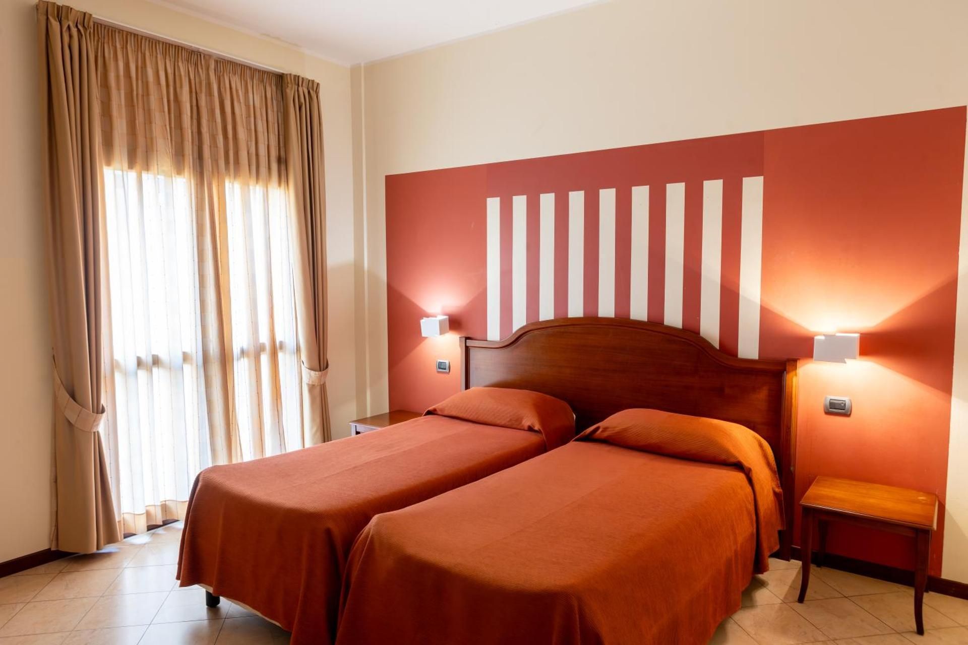 Deluxe Double or Twin Room with Garden View