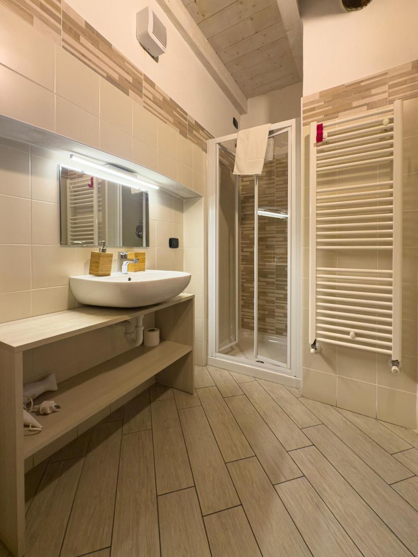 Superior Queen Room