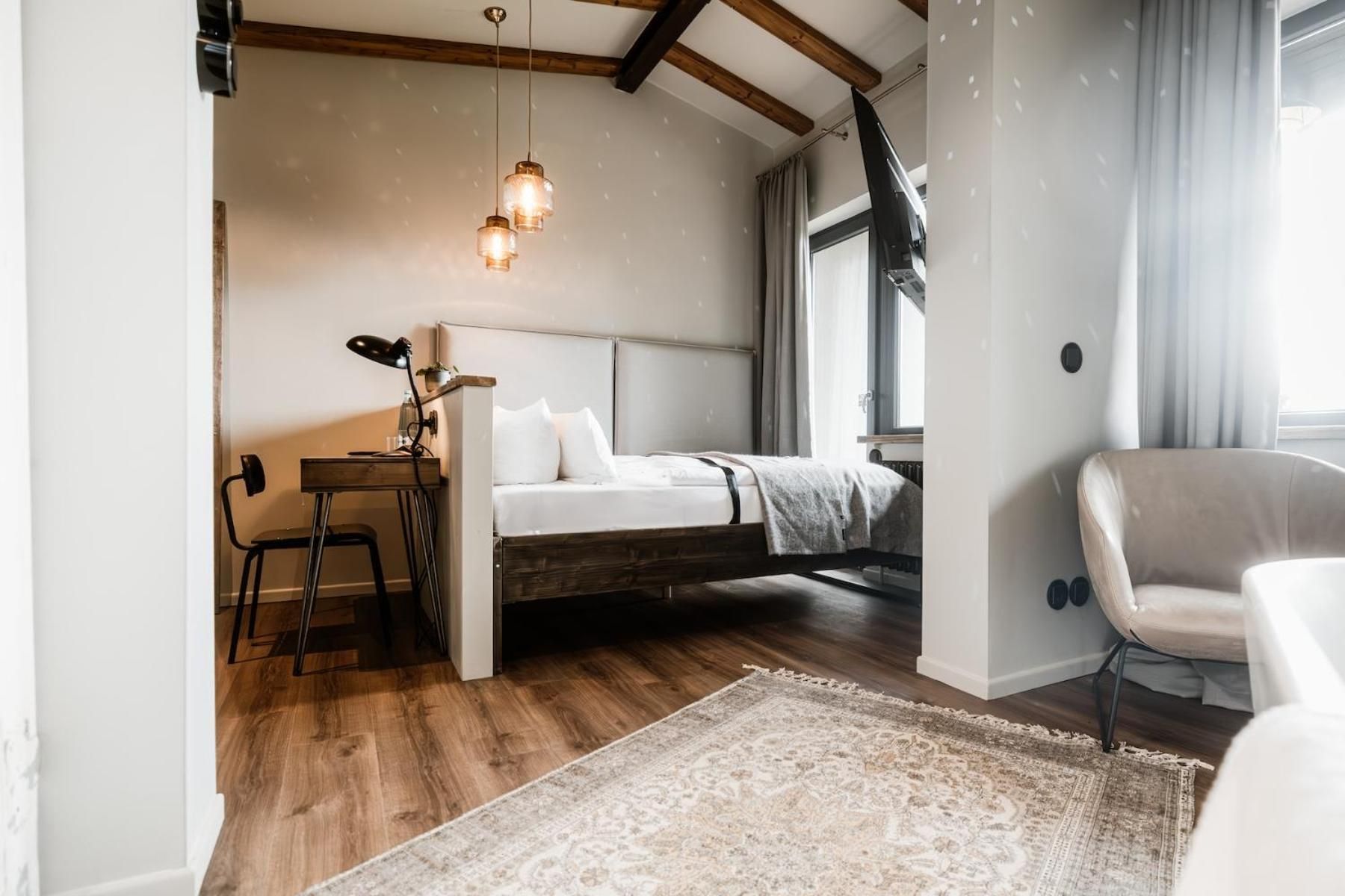 Deluxe Double Room with Bath