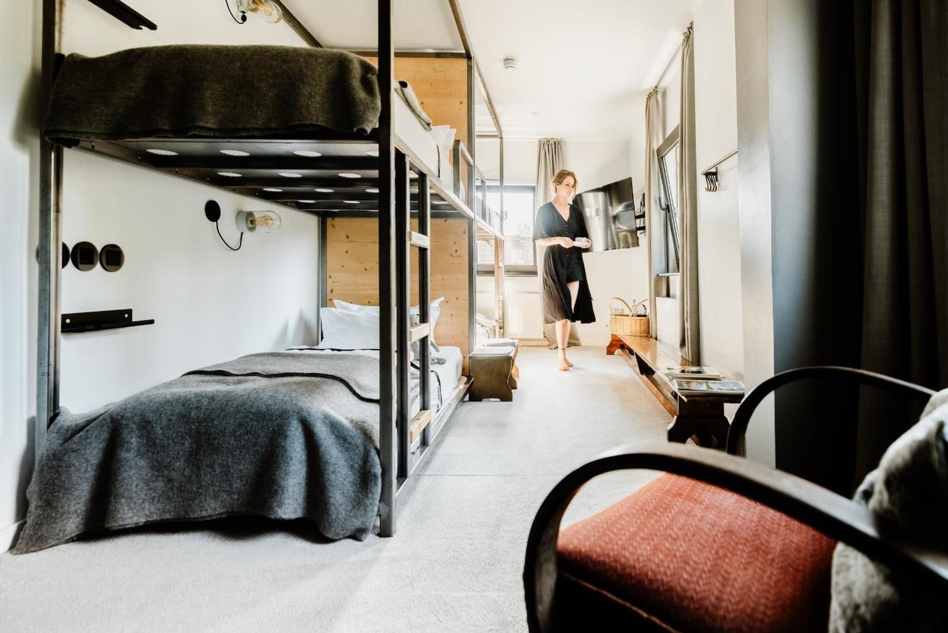 Quadruple Room with Private Bathroom