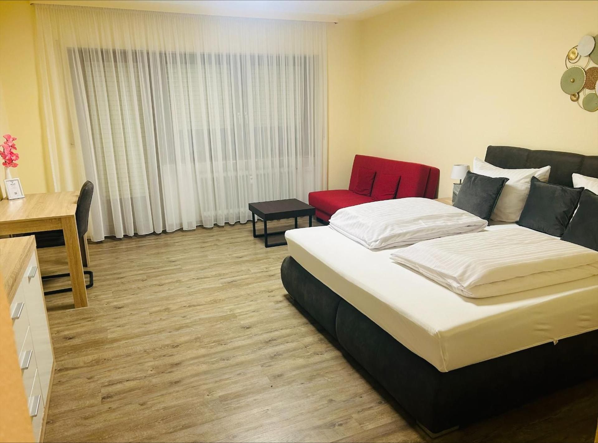 Queen Room with Balcony