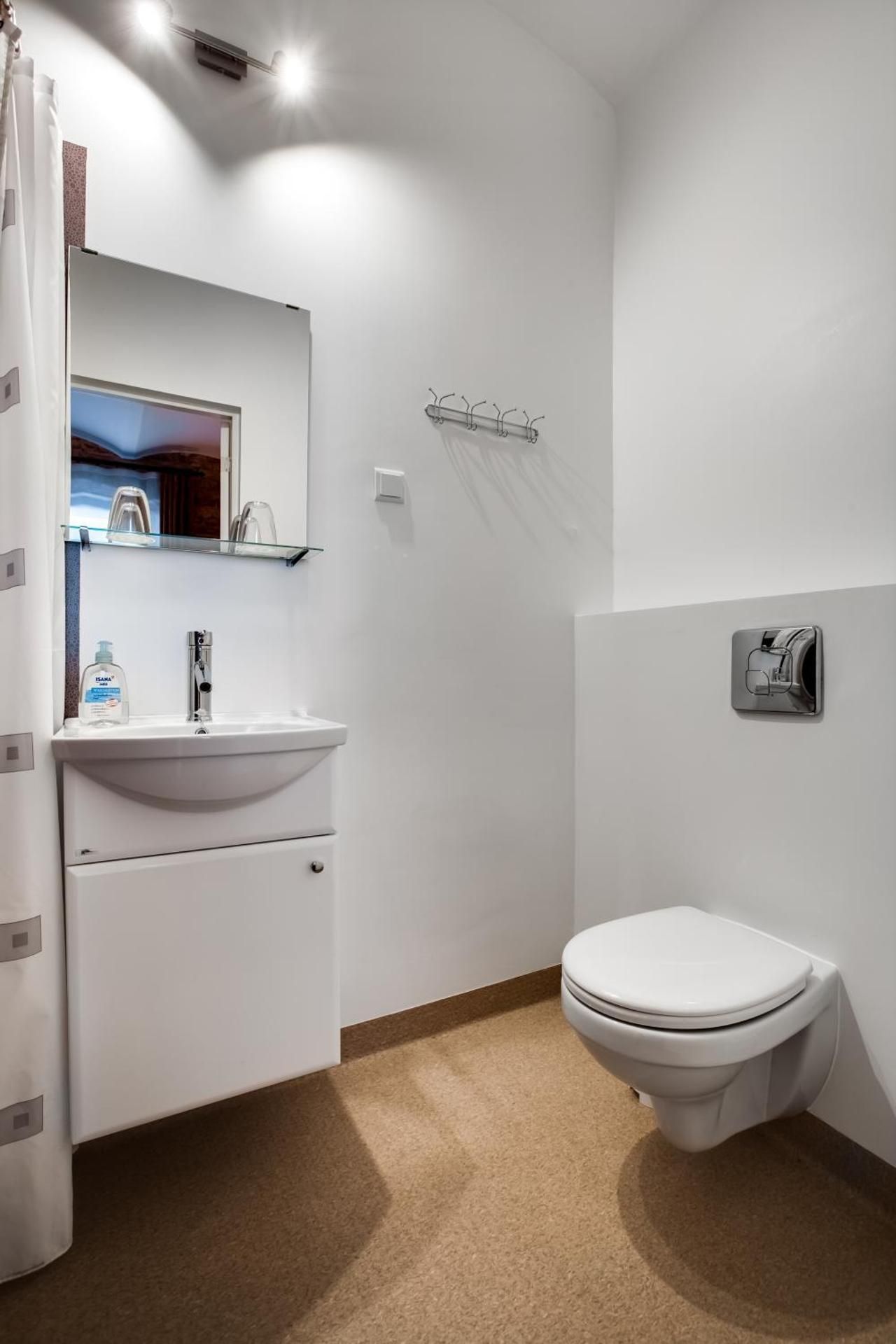 Janne Hotel Double Room 3