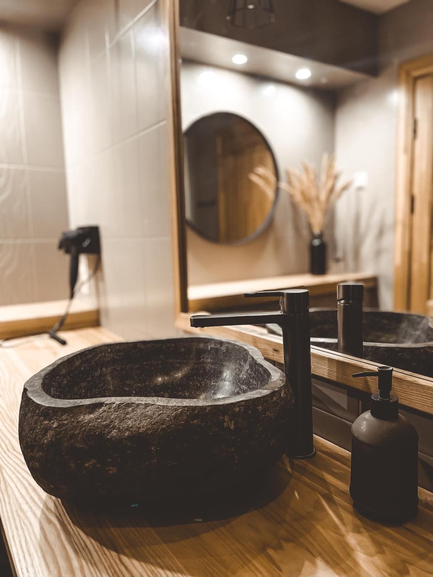 Vanaga Ligzda Double Room with Shared Bathroom 3