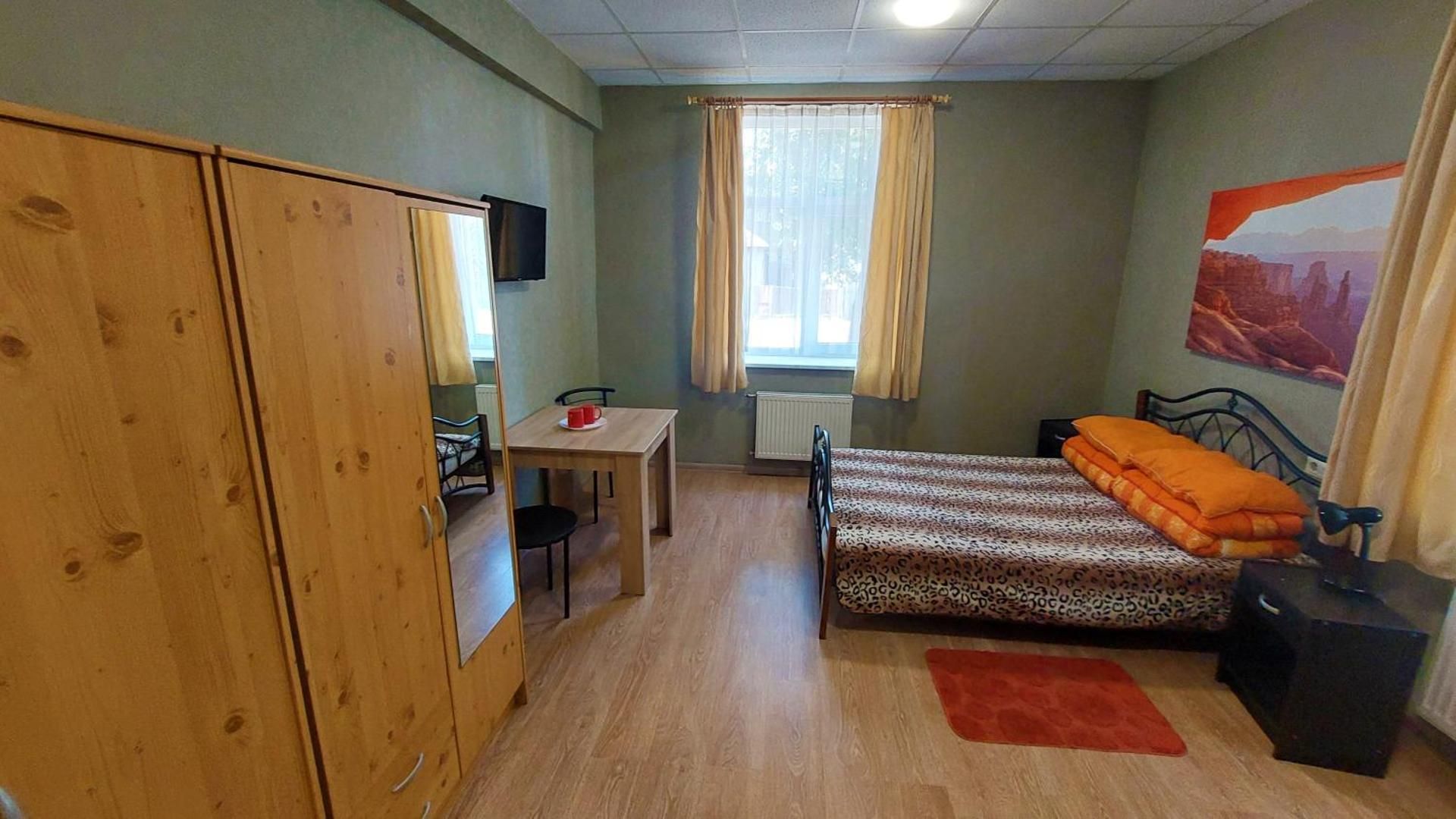 Standard Single Room with Shared Bathroom