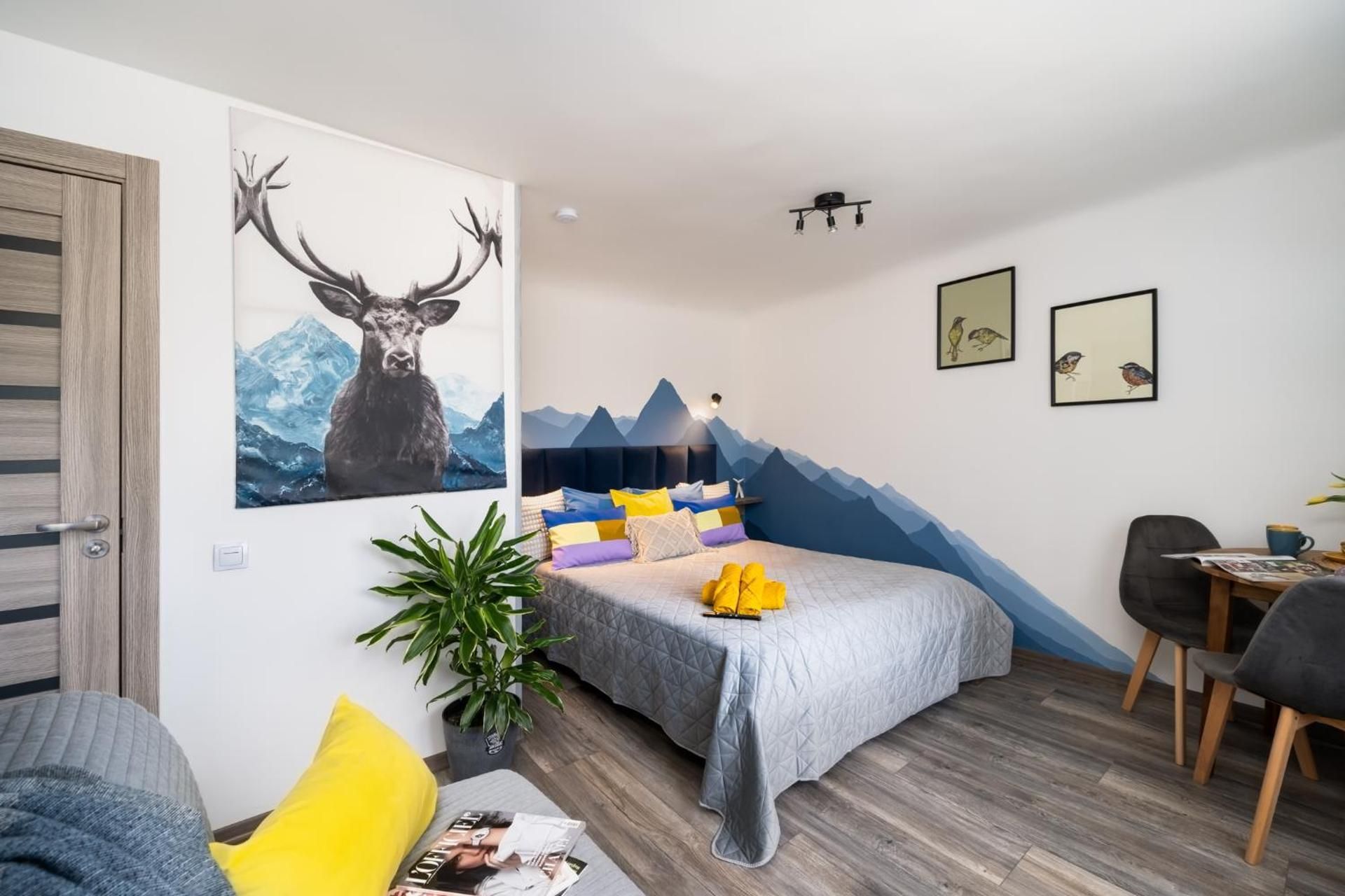 Apartment Stag