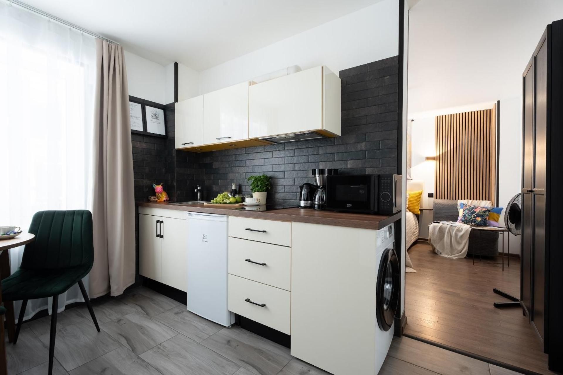 Studio Suite – Two Studios with Connecting Hall