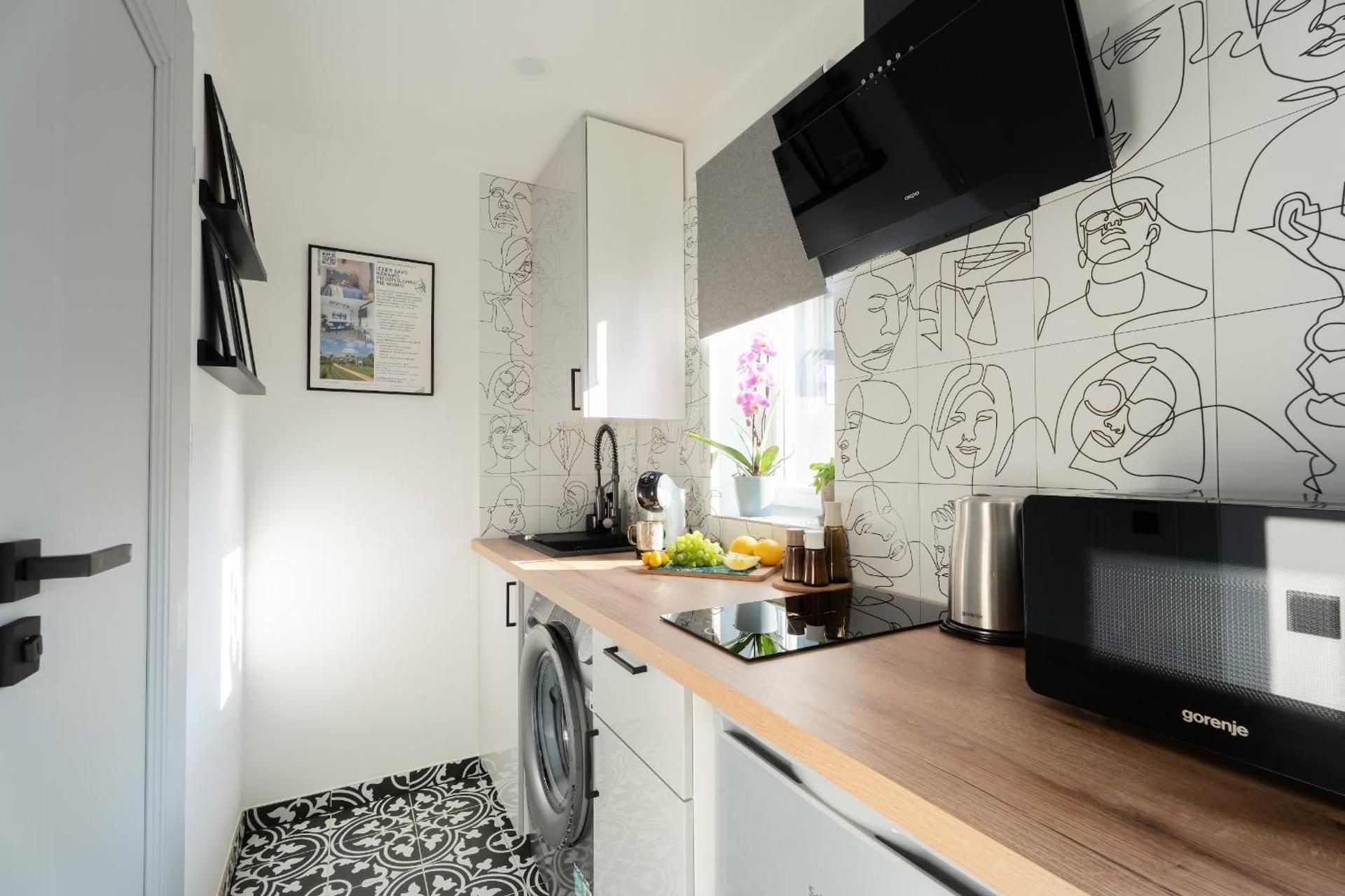 Design Apartment with Terrace
