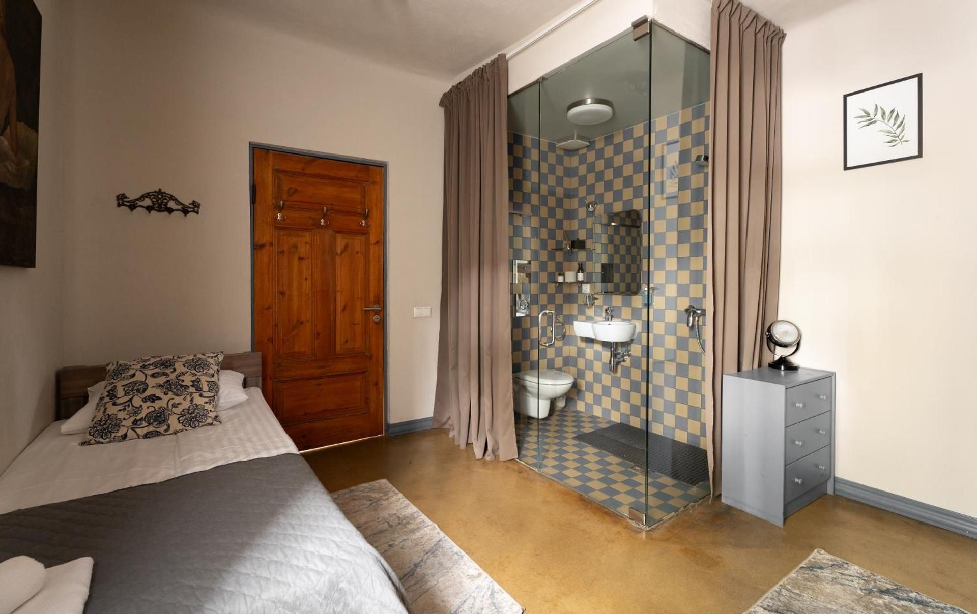 Triple Room with Shower
