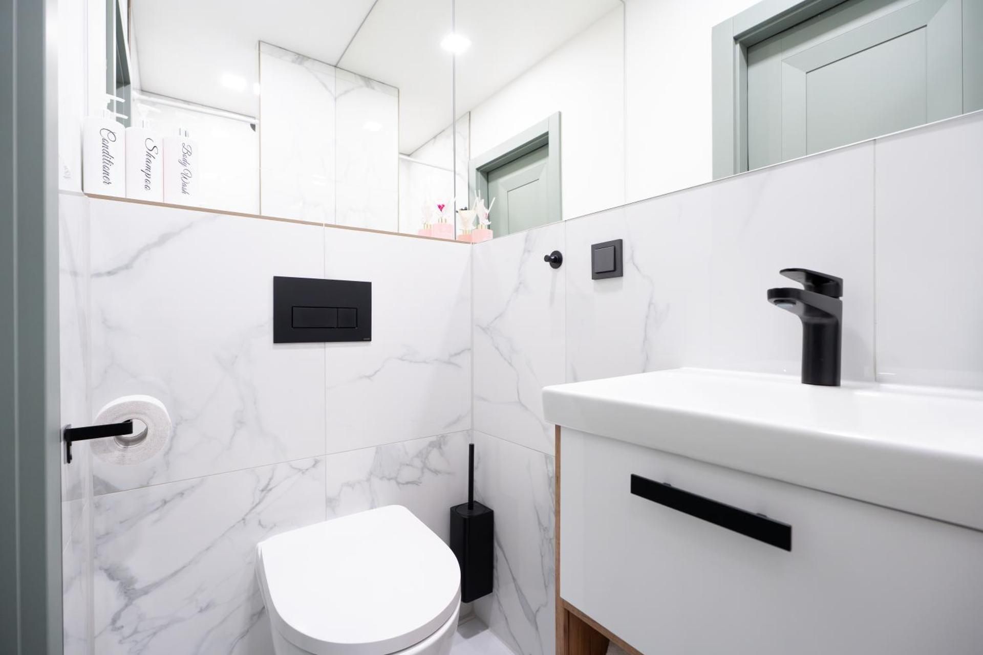 Design One-Bedroom Apartment - Eucalyptus
