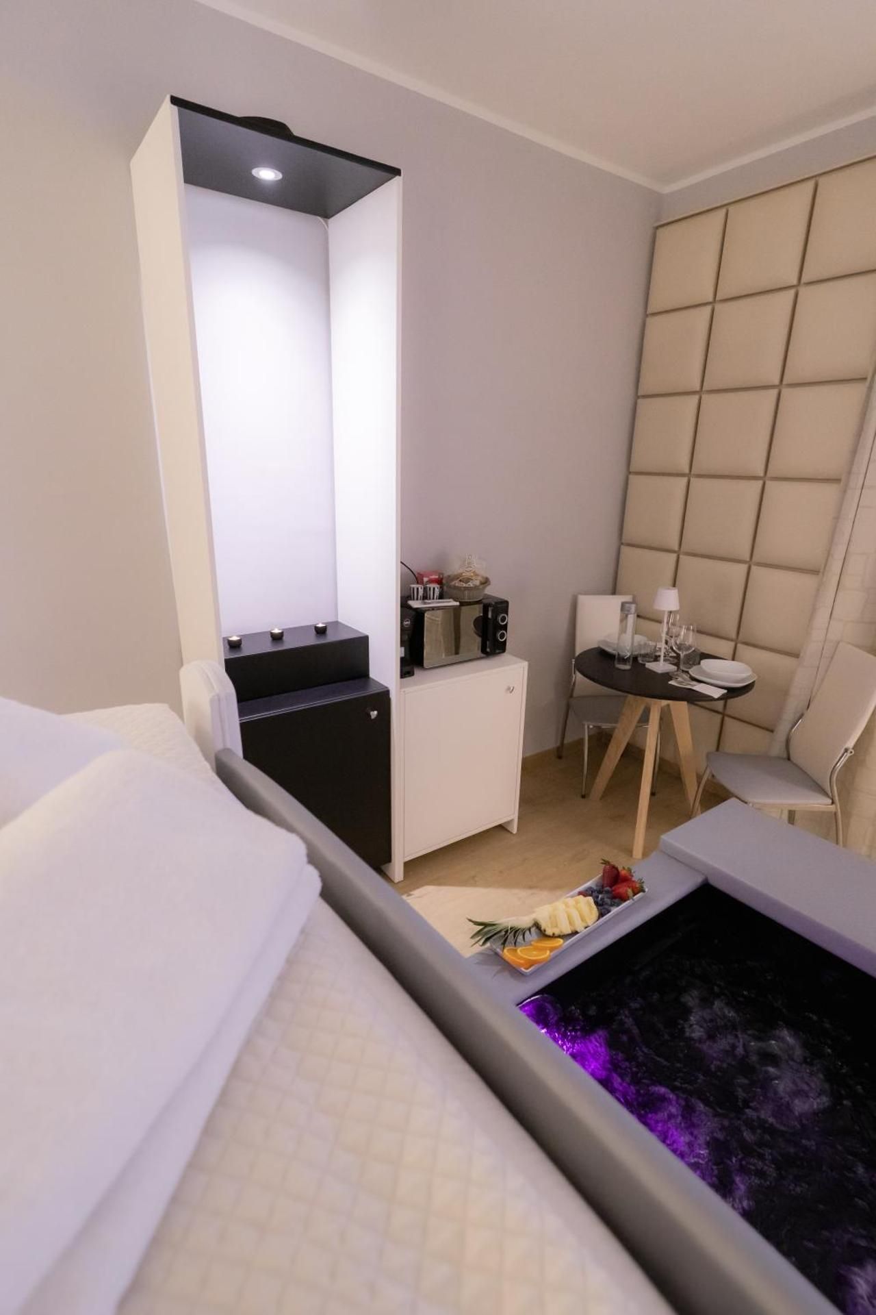 Double Room with Spa Bath