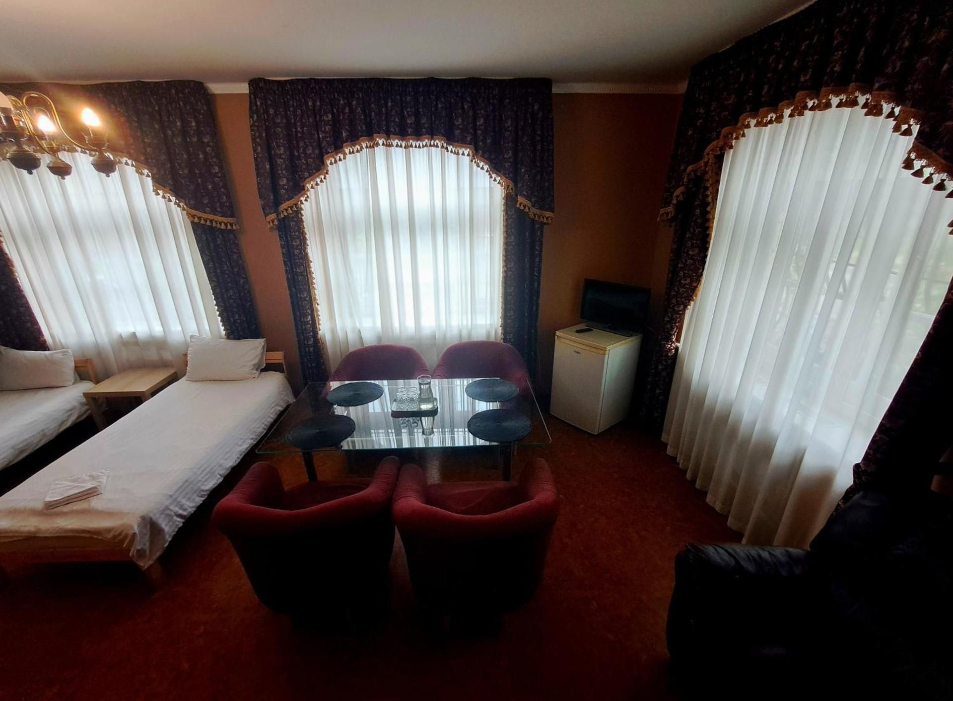 Quadruple Room with Shared Bathroom