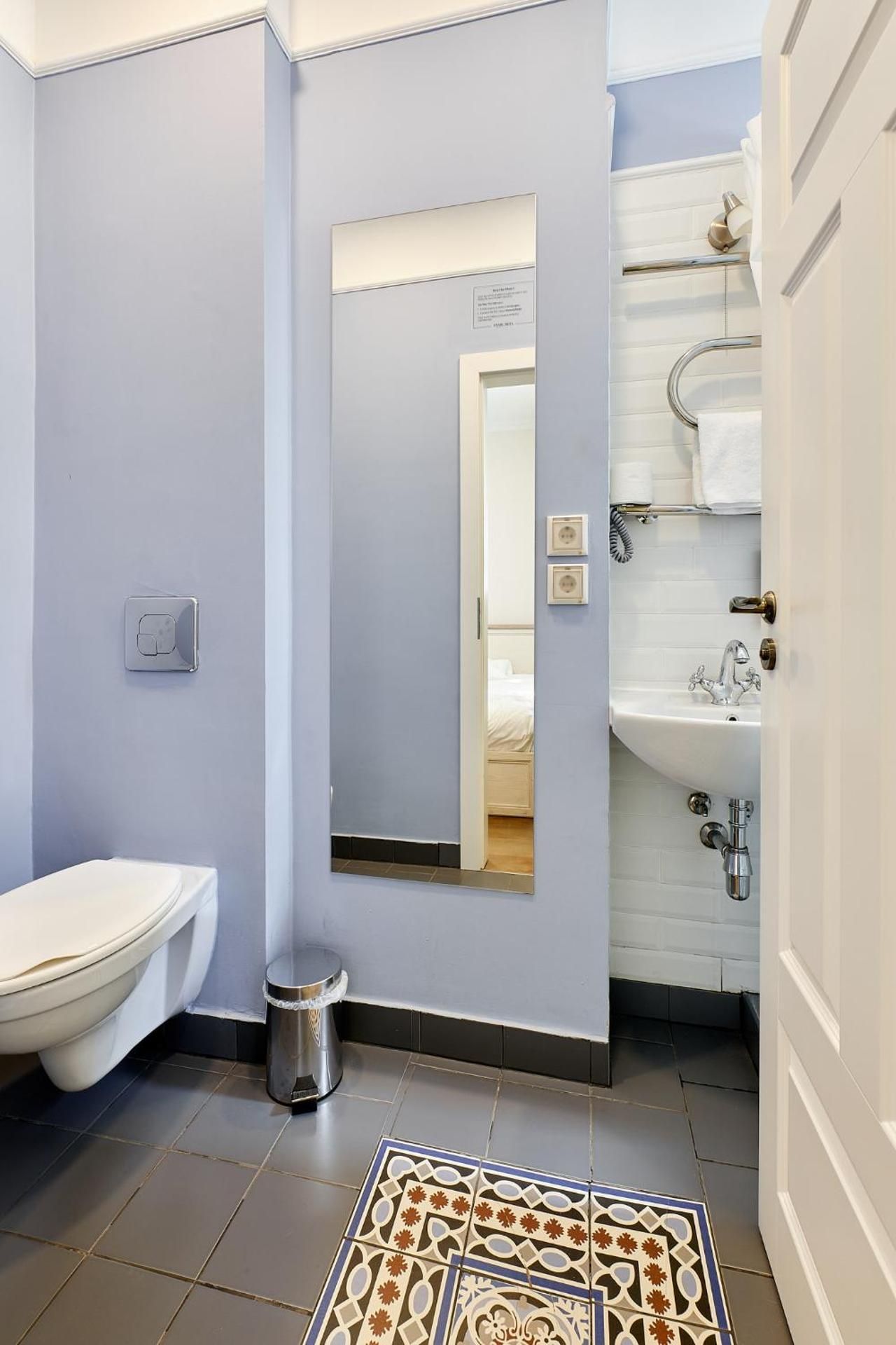 Standard Single Room