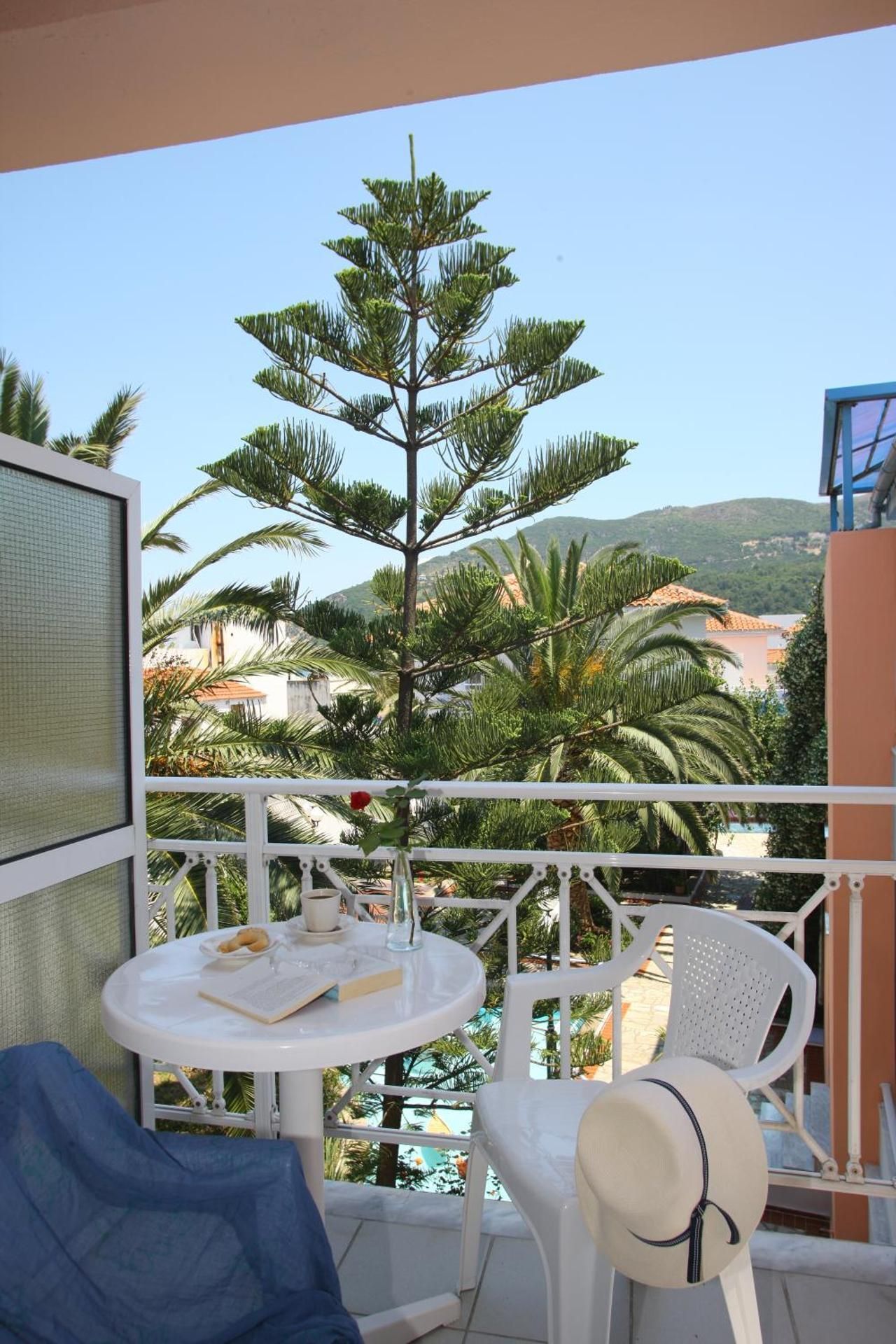 Double or Twin Room with Garden View