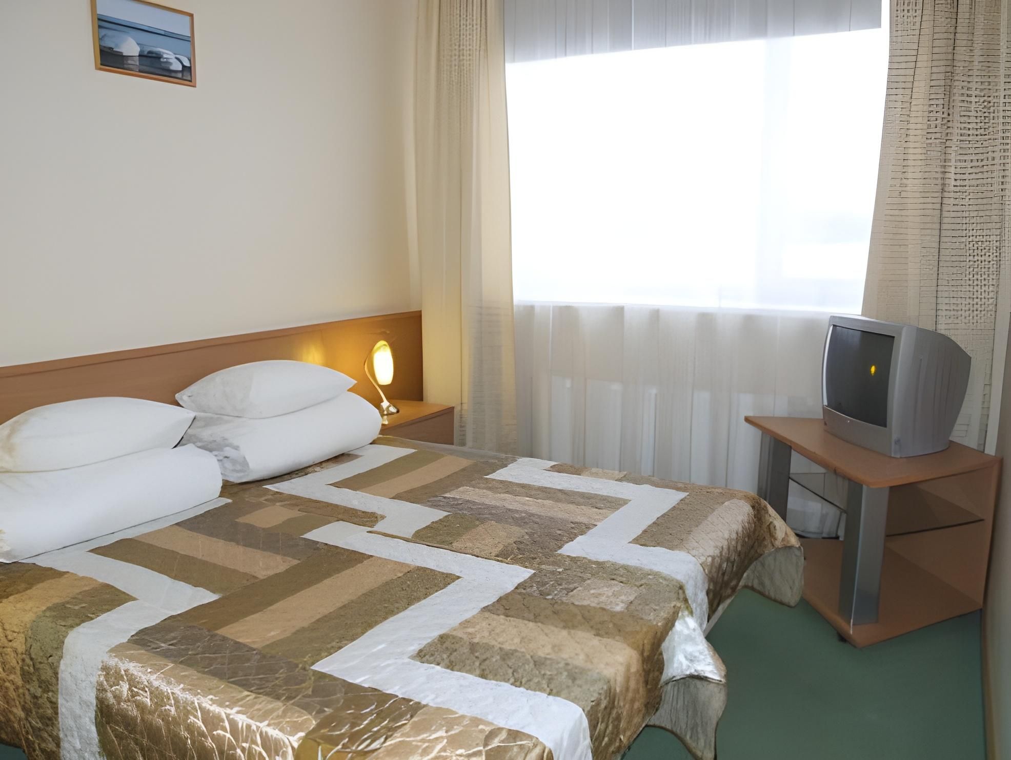 Double Room with Private Bathroom and Gym Access