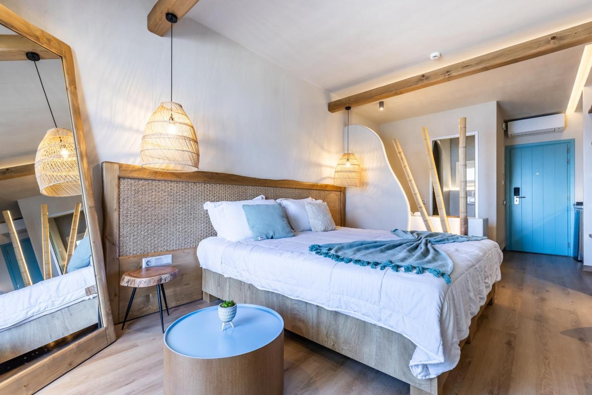 Studio with Sea View