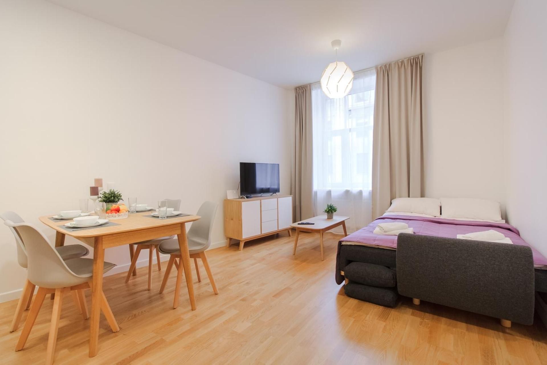 One-Bedroom Apartment
