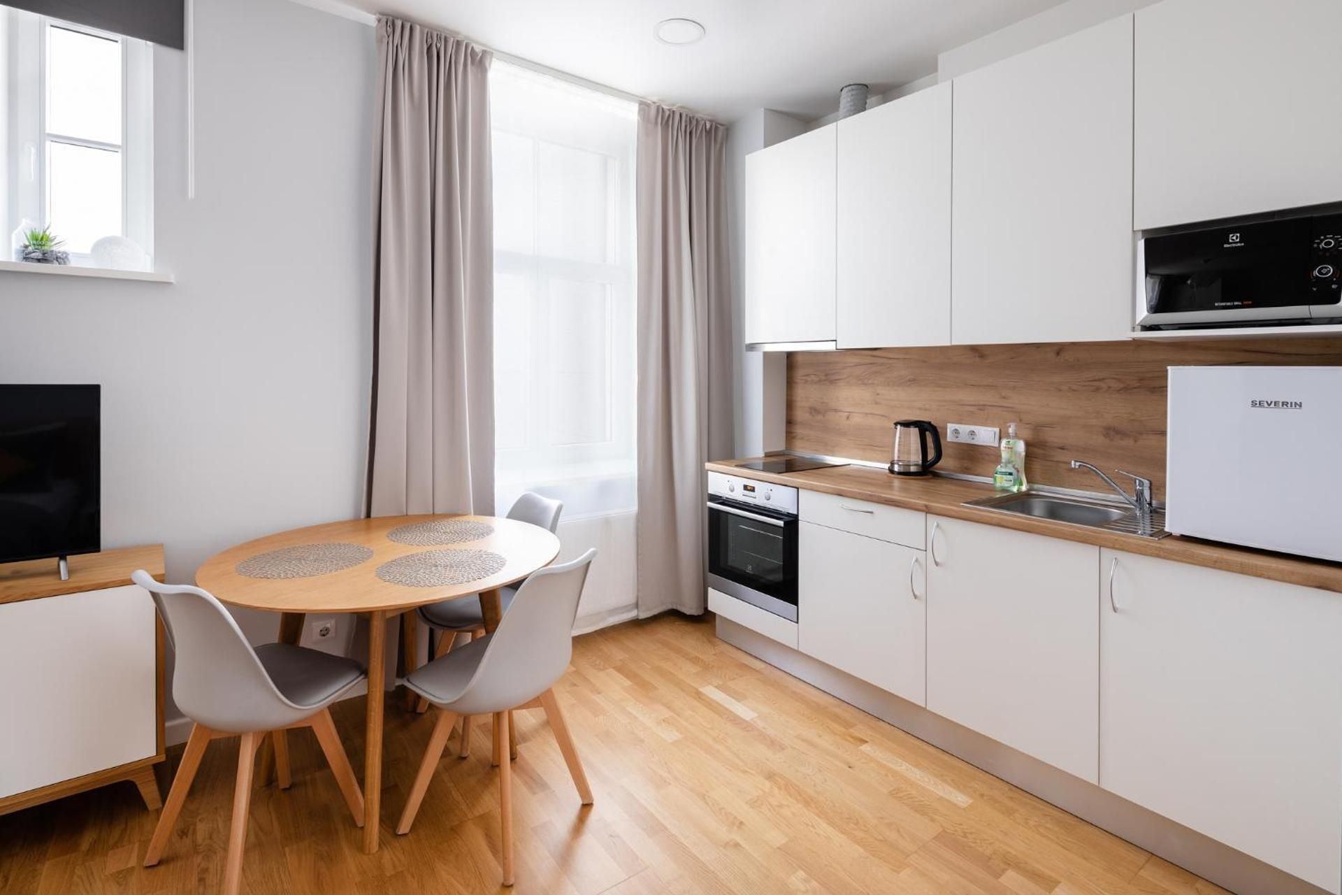 Residential Barona Apartments in Riga Centre Queen Studio 3
