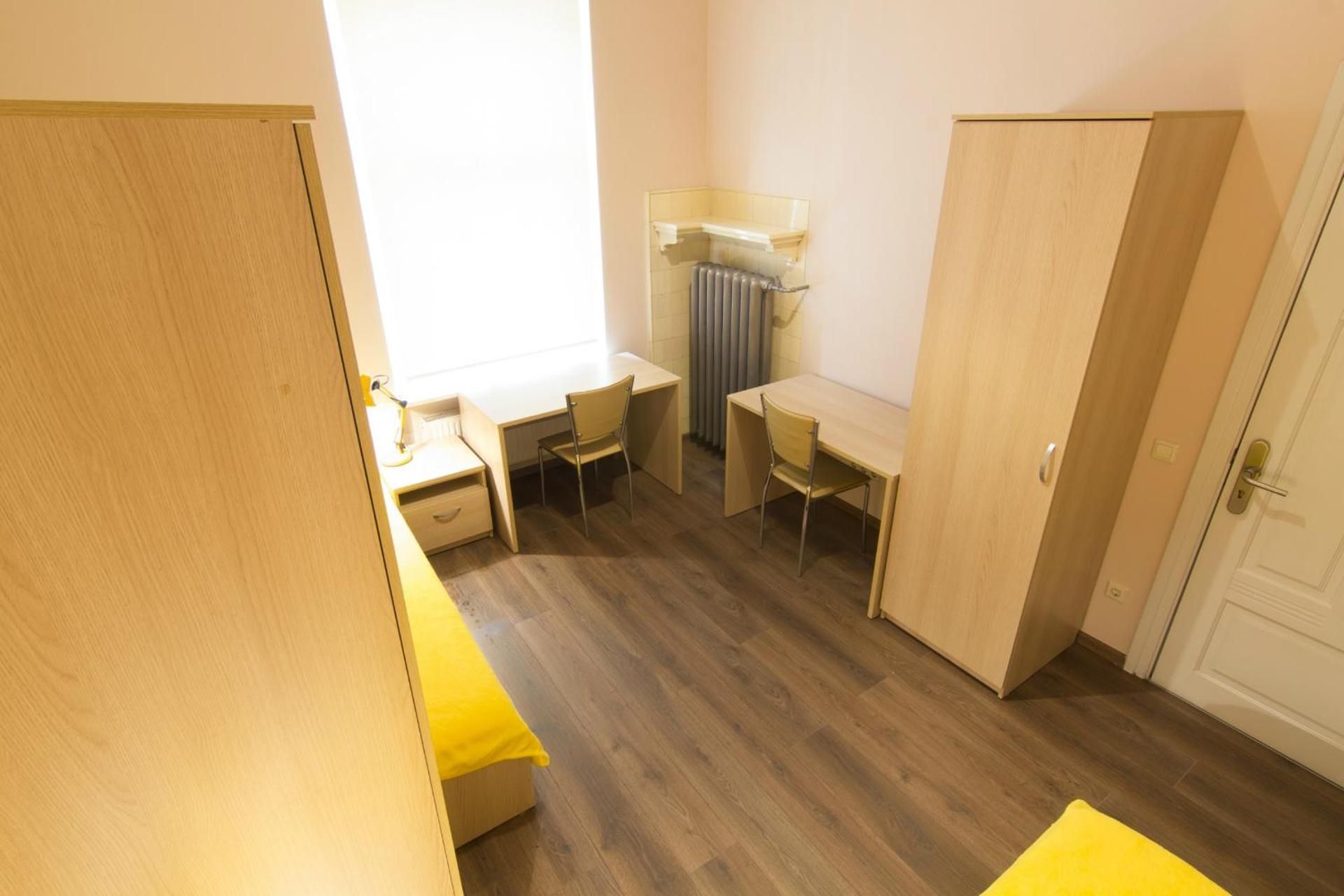 Twin Room with Shared Shower and Toilet