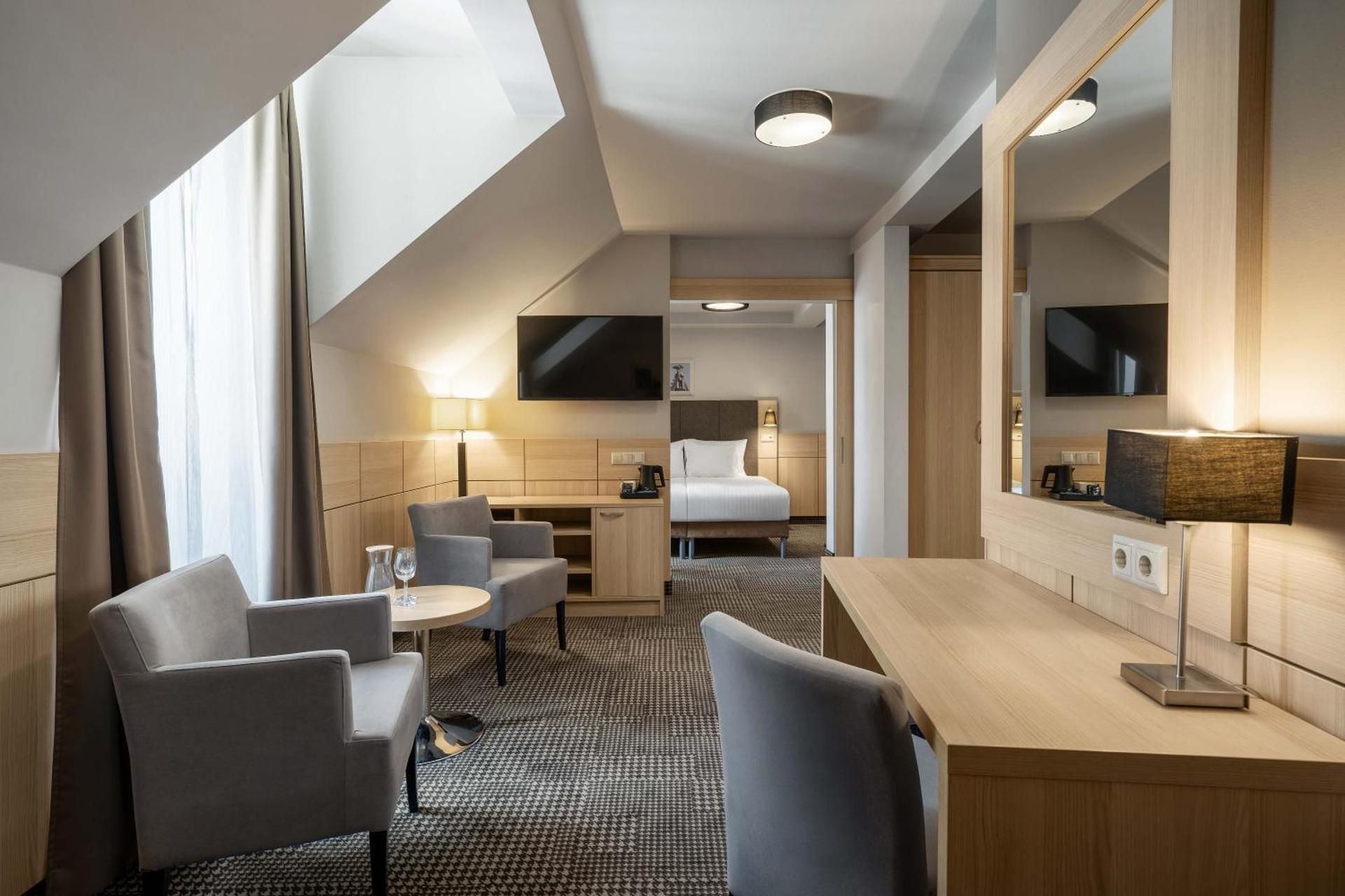 One-Bedroom Suite