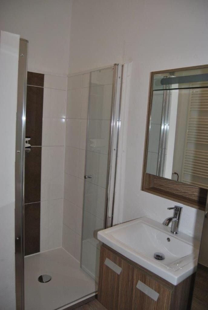 Superior One-Bedroom Apartment