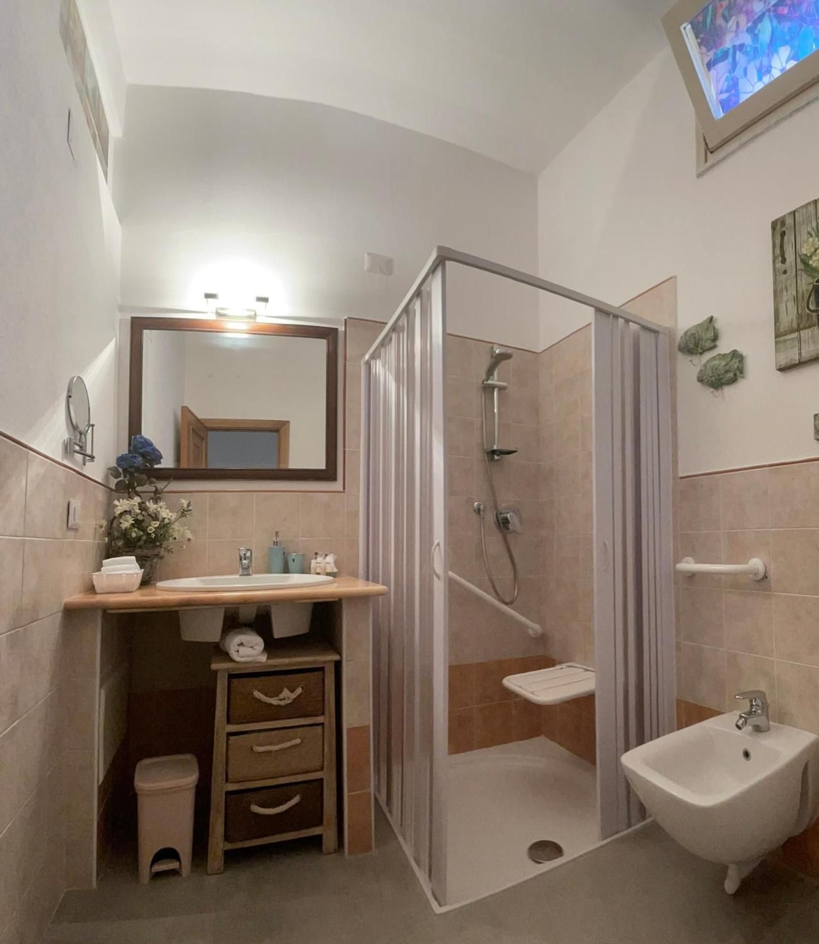 Triple Room with Private Bathroom