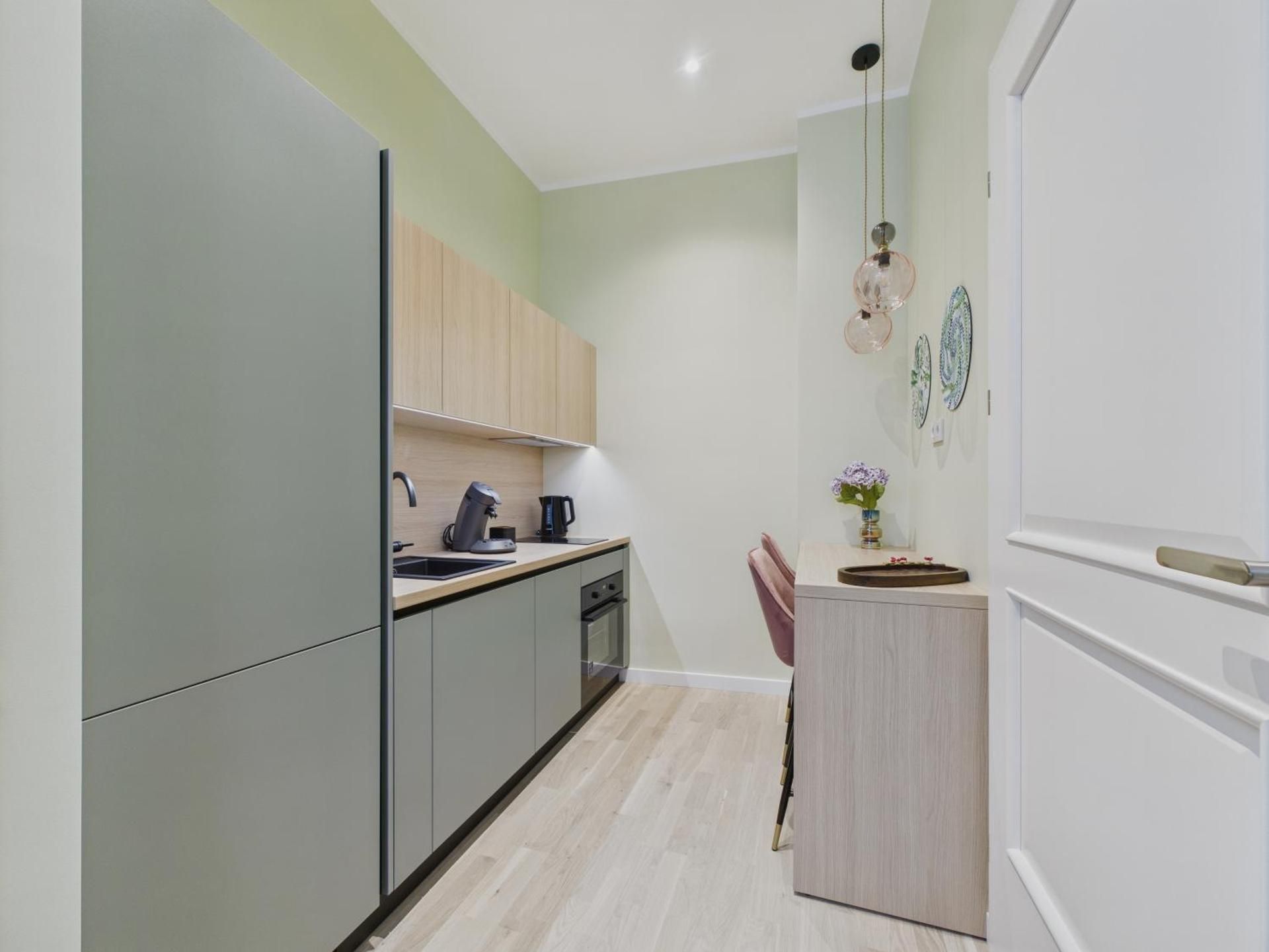 K1820 Family apartments One-Bedroom Apartment 2