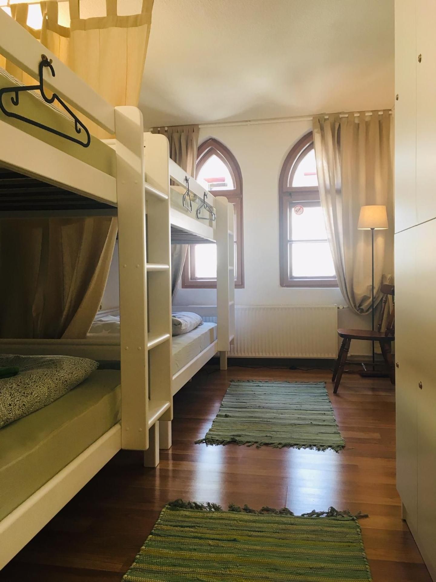 Bed in 6-Bed Mixed Dormitory Room