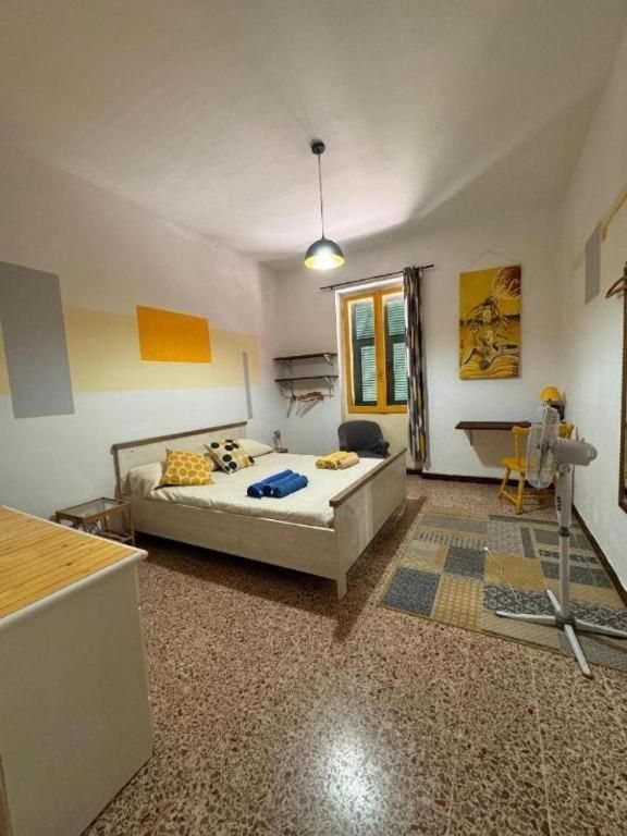 Double Room with Shared Bathroom