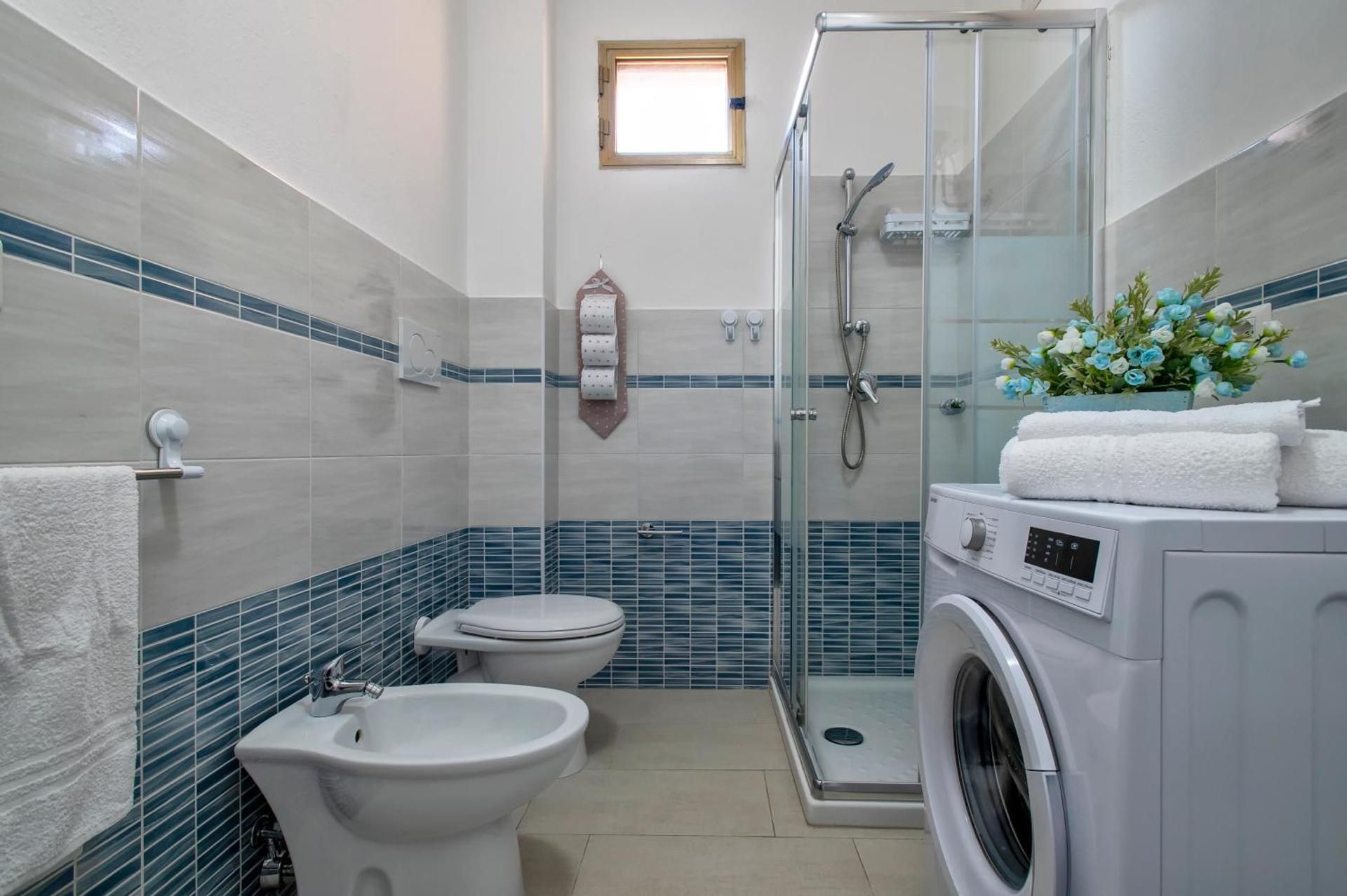 Large One-Bedroom Apartment - 3rd Floor