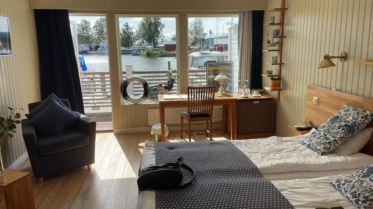 Double Room with Lake View