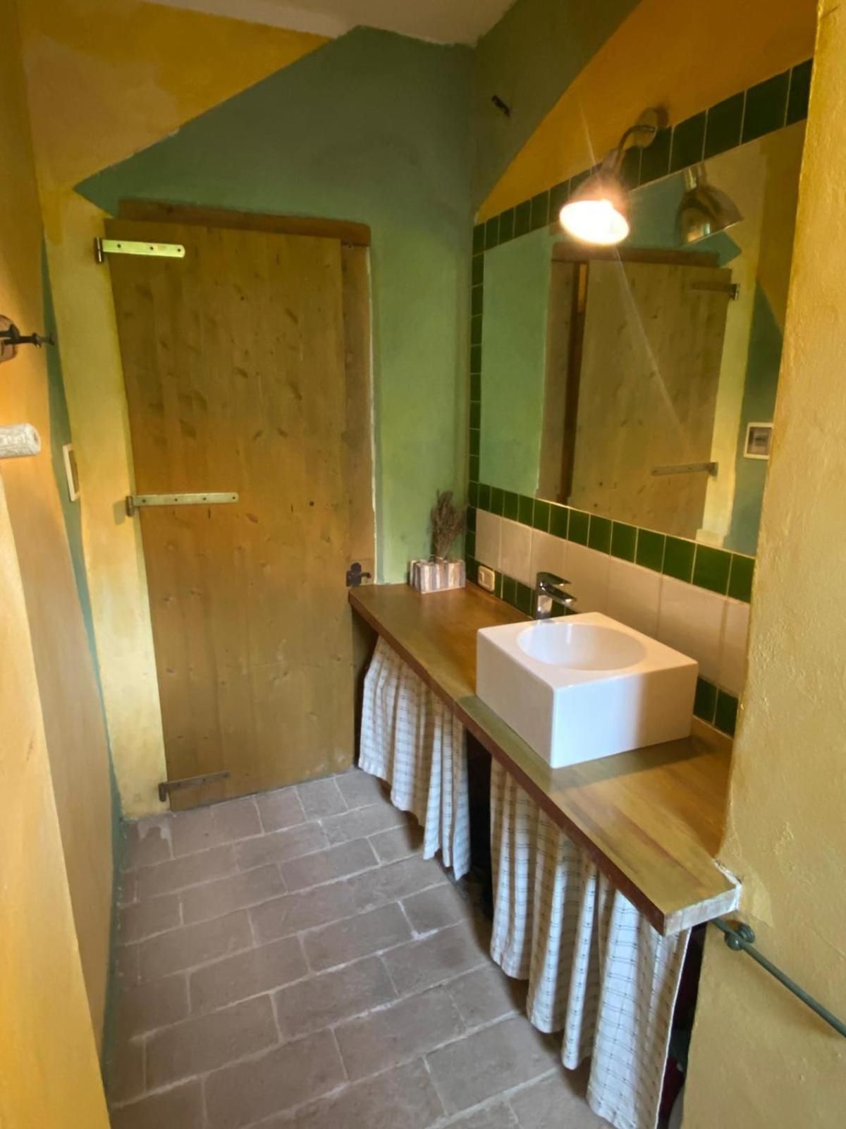 Double or Twin Room with Private Bathroom