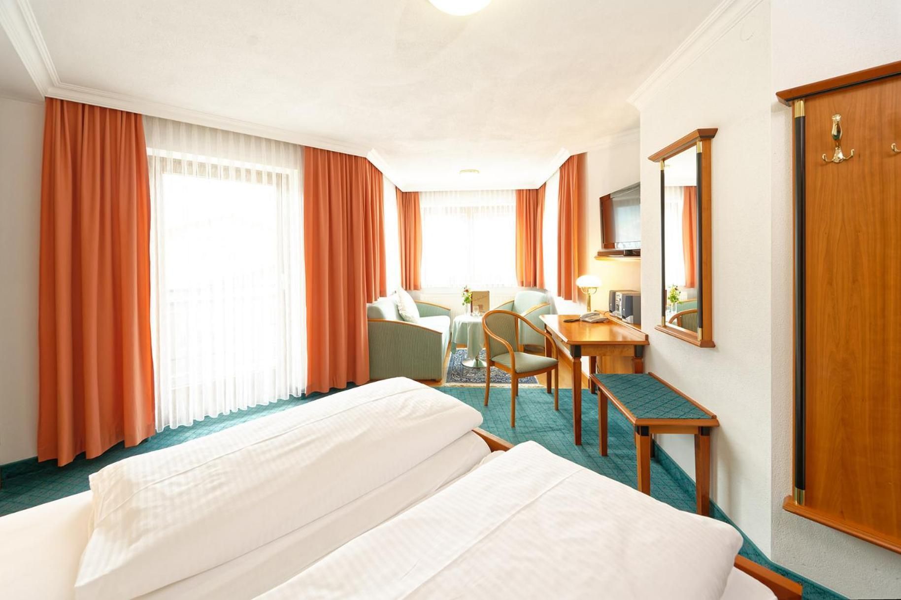 Deluxe Double Room with Bath