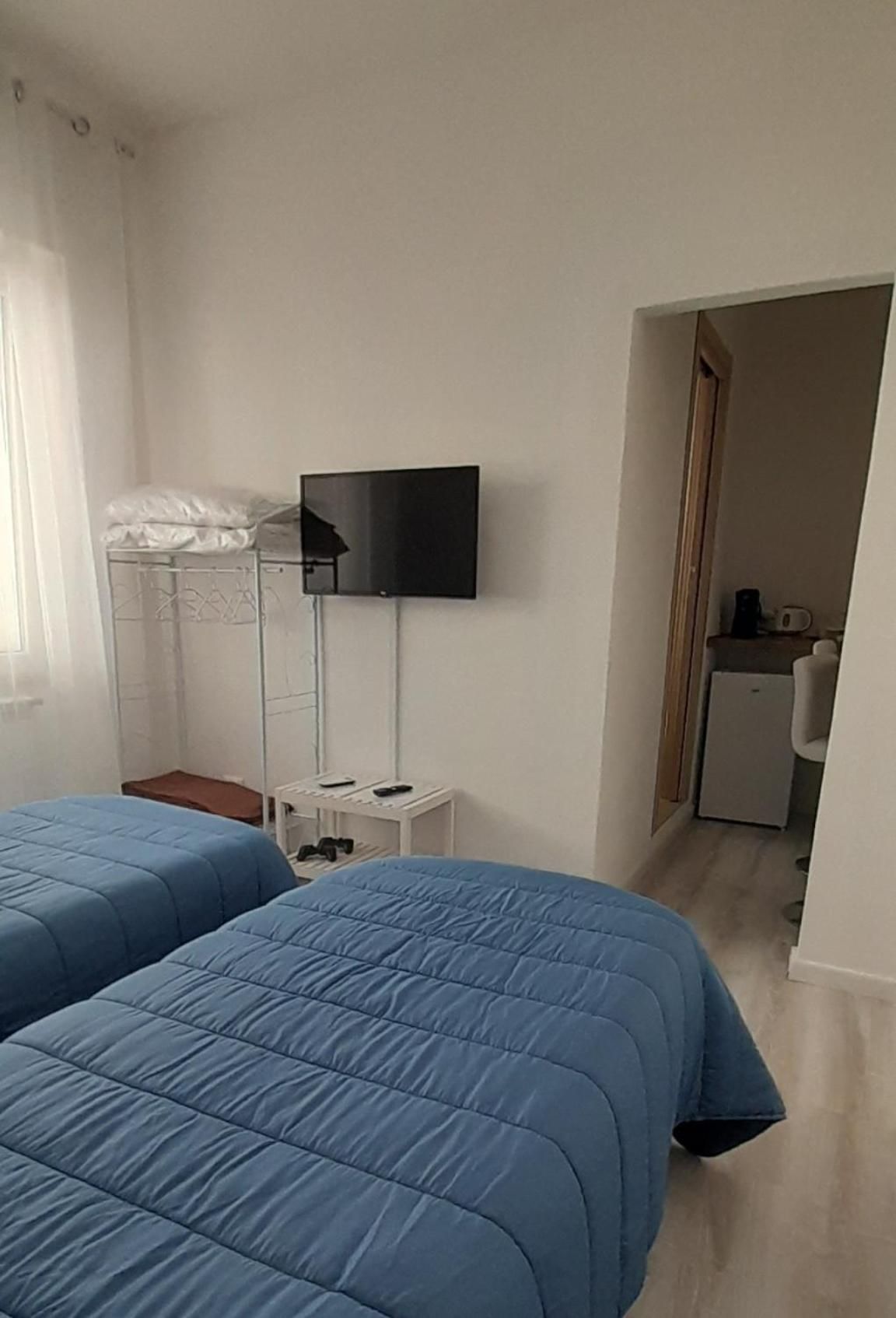 Double or Twin Room with Private Bathroom
