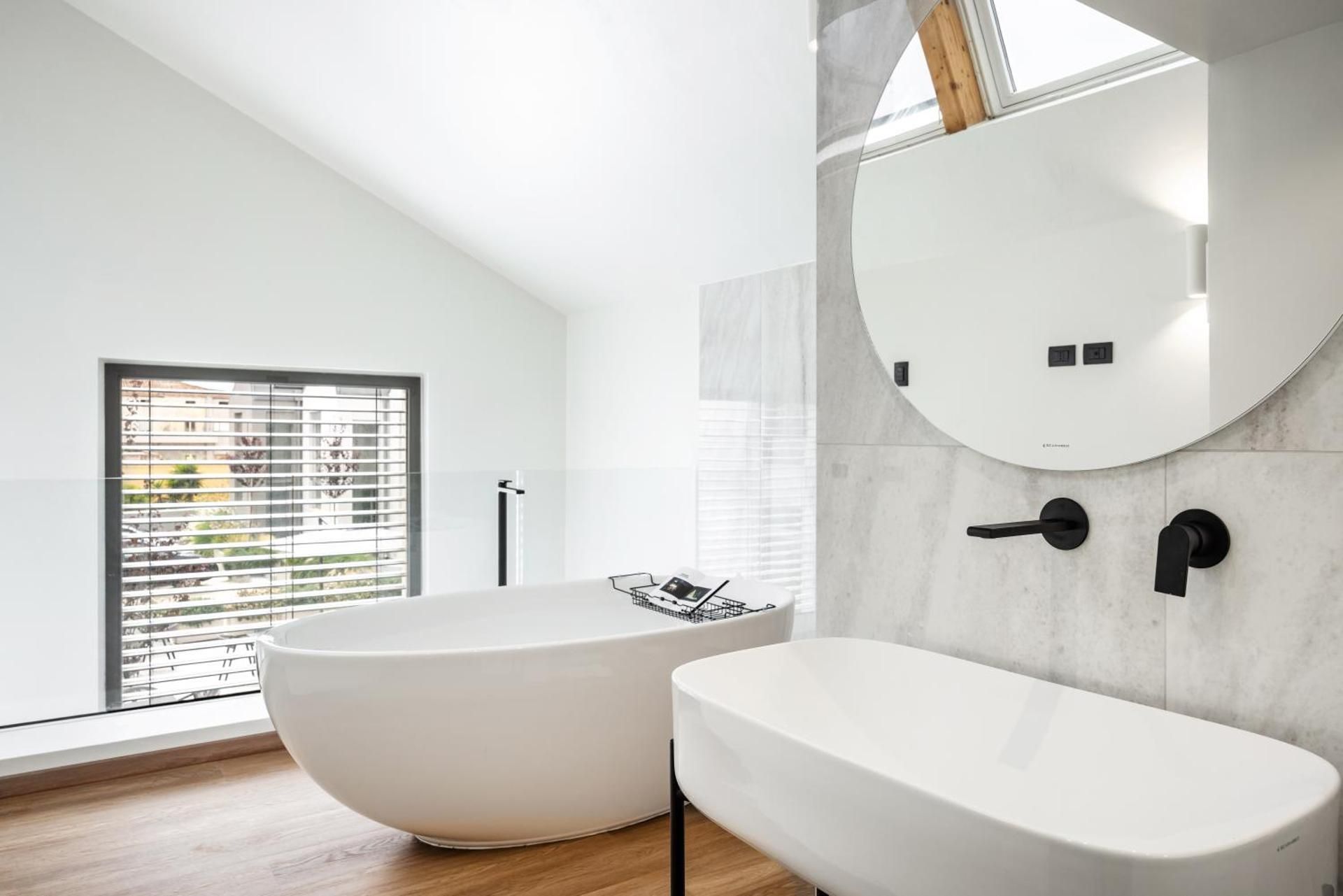 Deluxe Loft Suite - Split Level