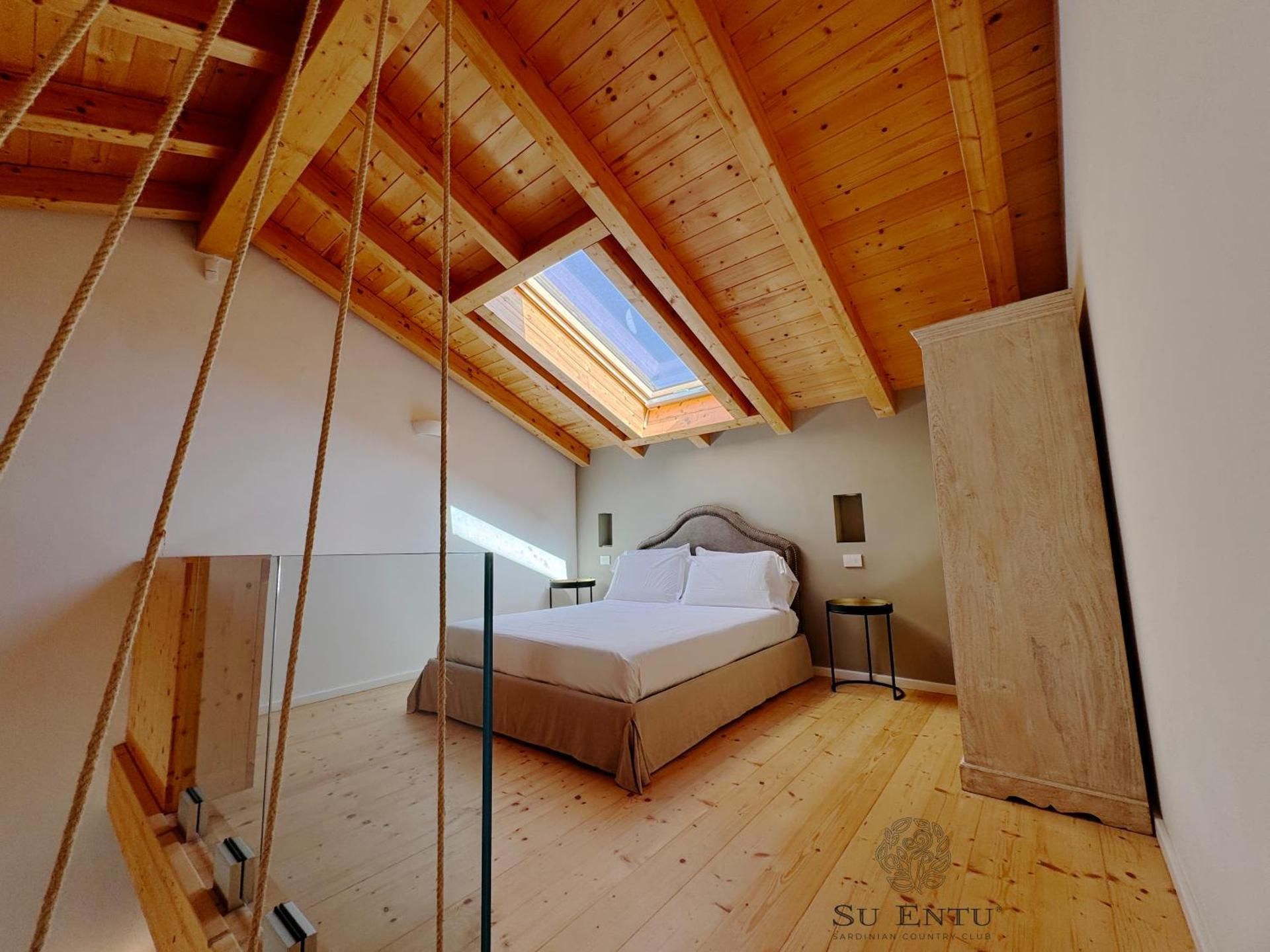 Suite on two levels