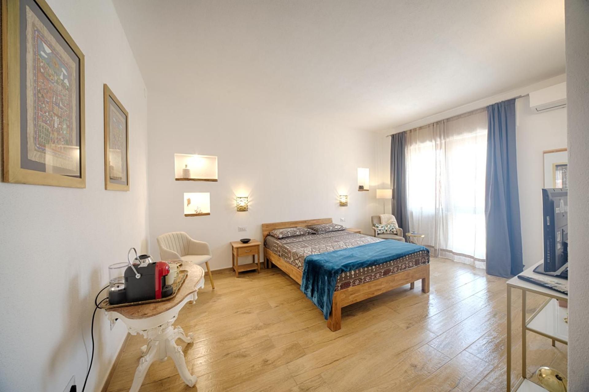 Deluxe Double Room with Balcony