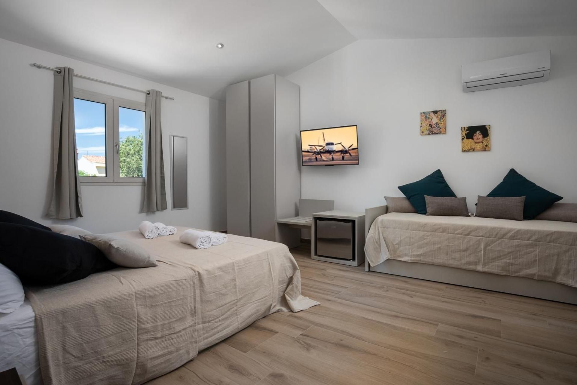 Premium Quadruple Room