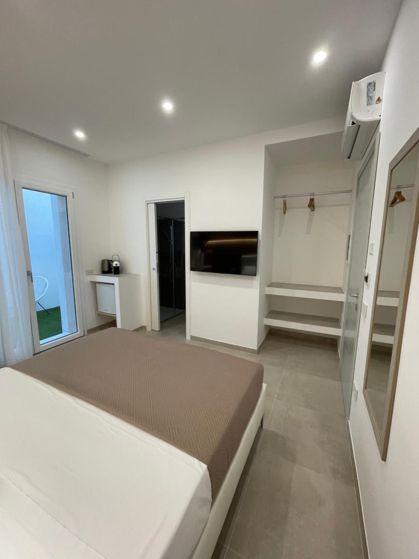 King Room with Garden View