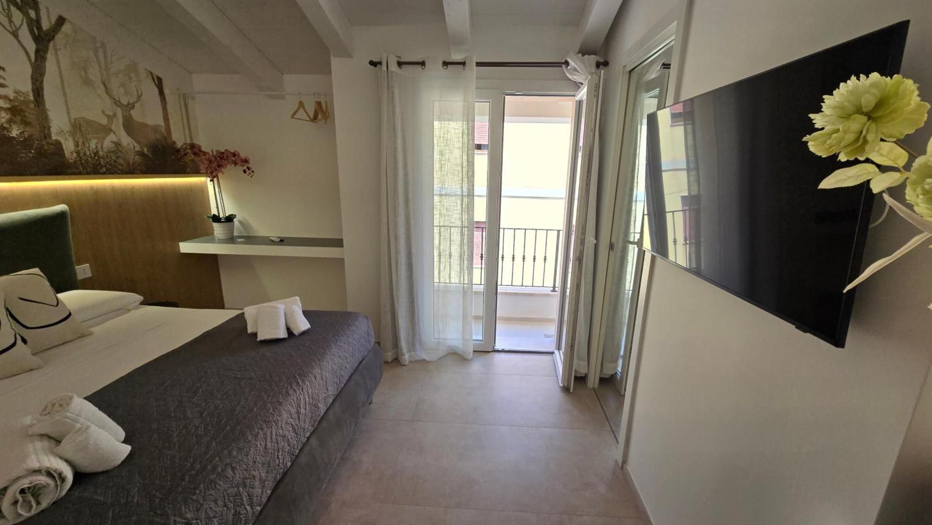 Queen Room with Balcony