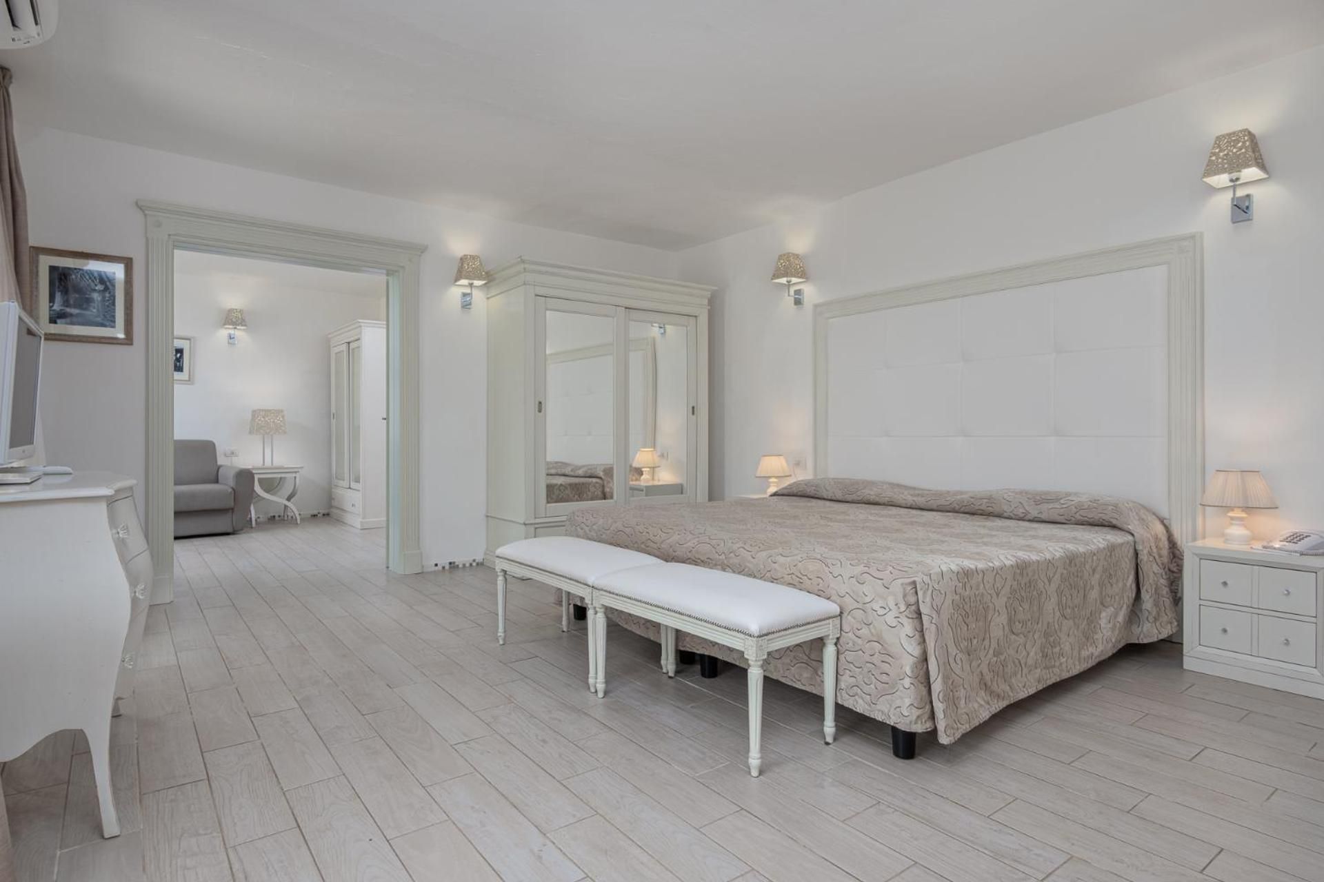 Exclusive Suite - Beach Package