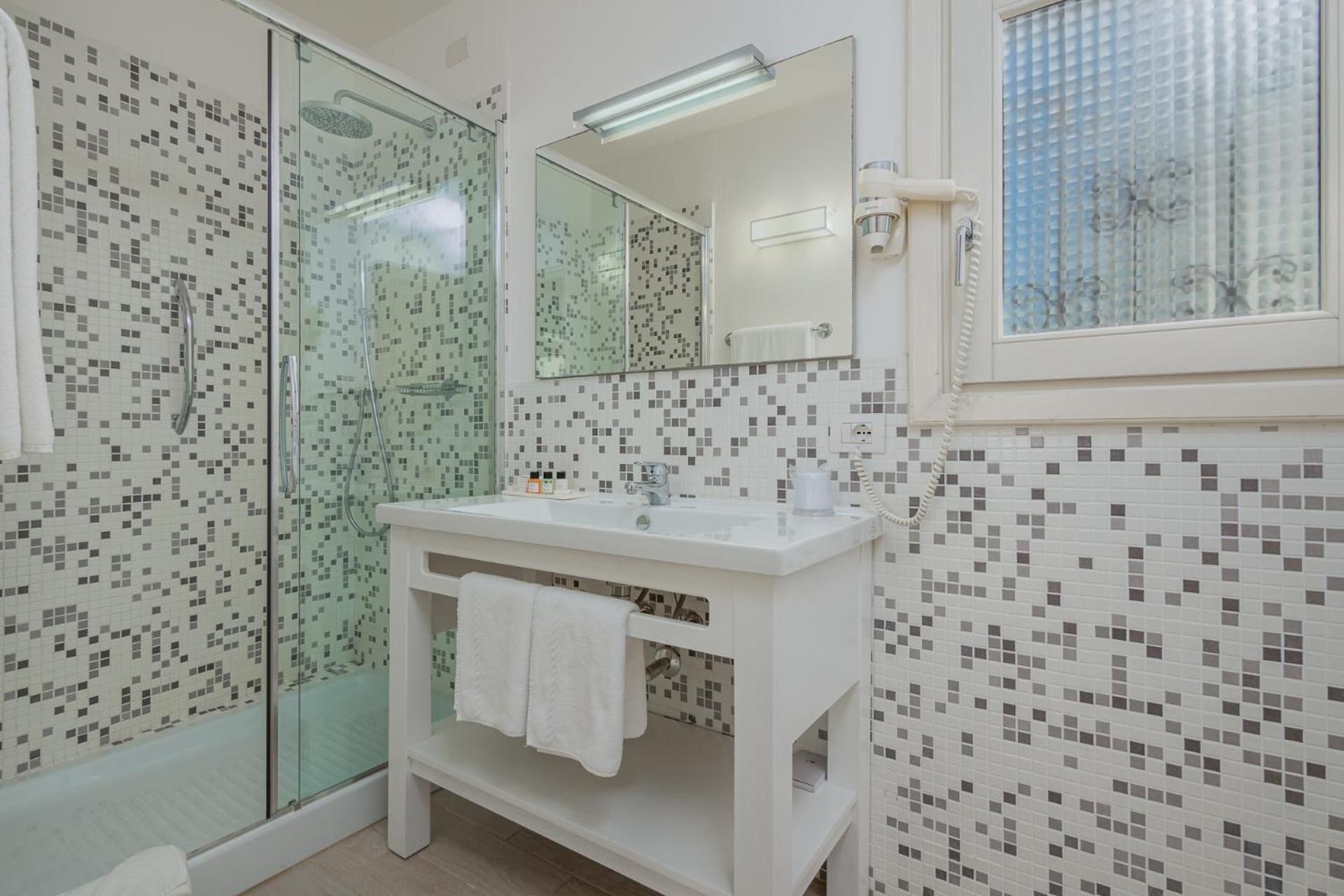Exclusive Suite - Beach Package