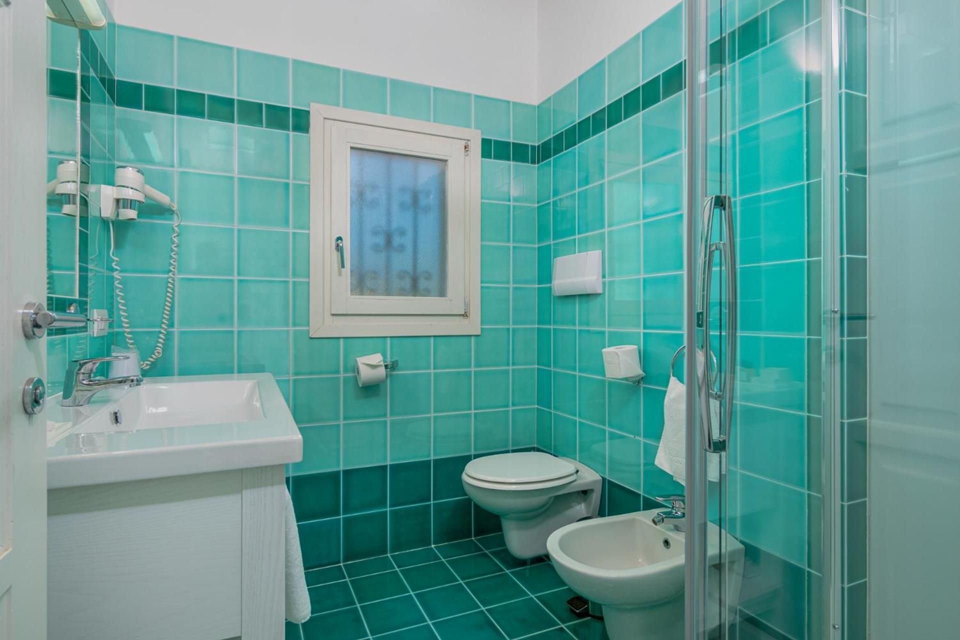 Honeymoon Suite - Beach Package
