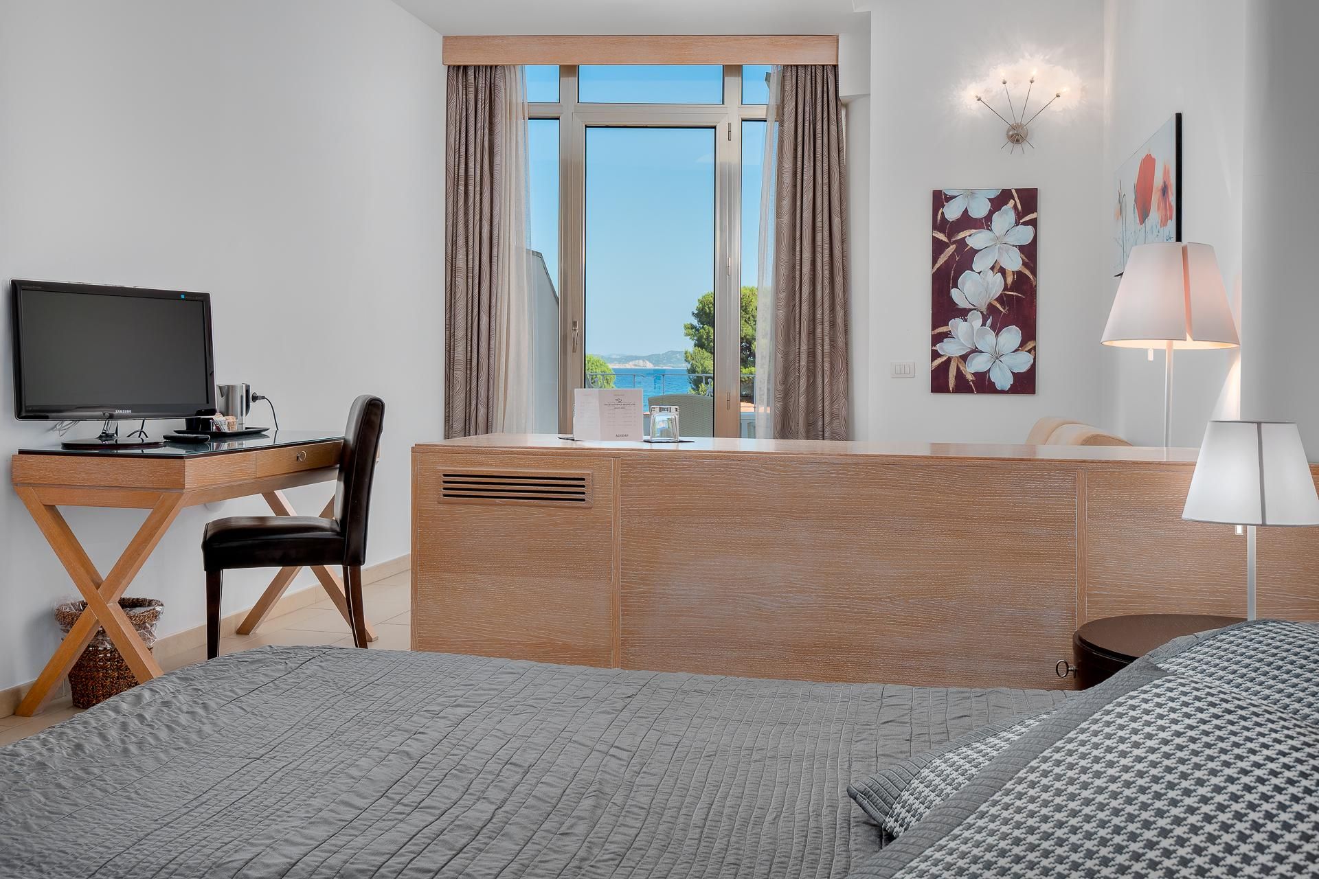 Comfort Sea View Room