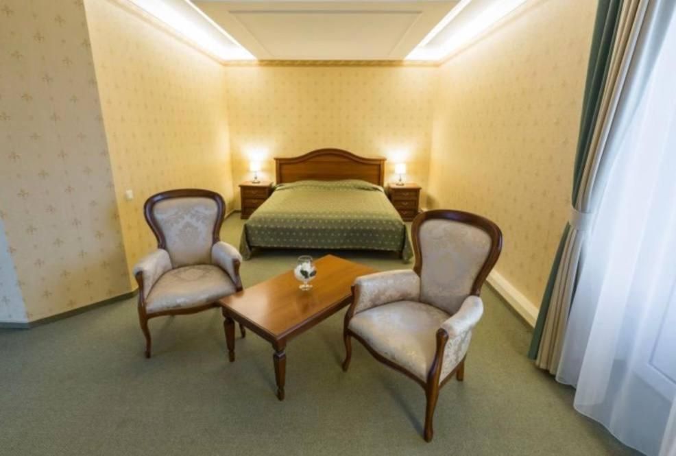 King Suite with Balcony