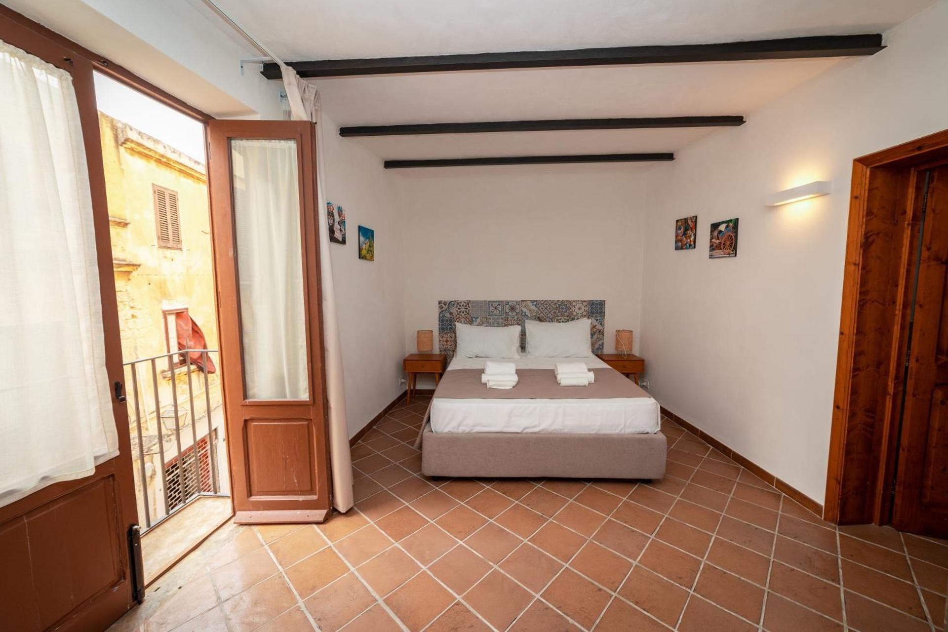 Triple Room with Private Bathroom