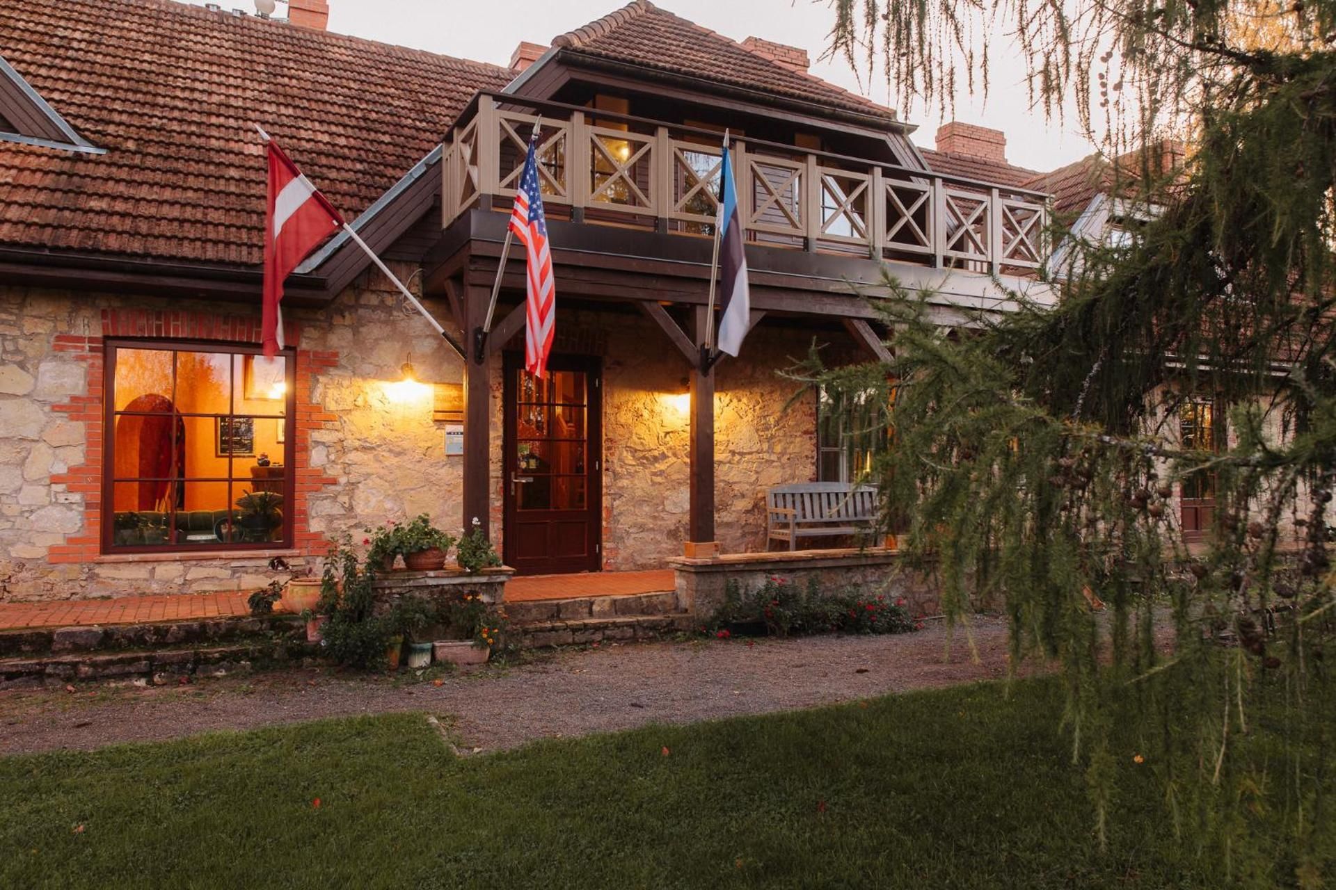 Karlamuiza Country Hotel