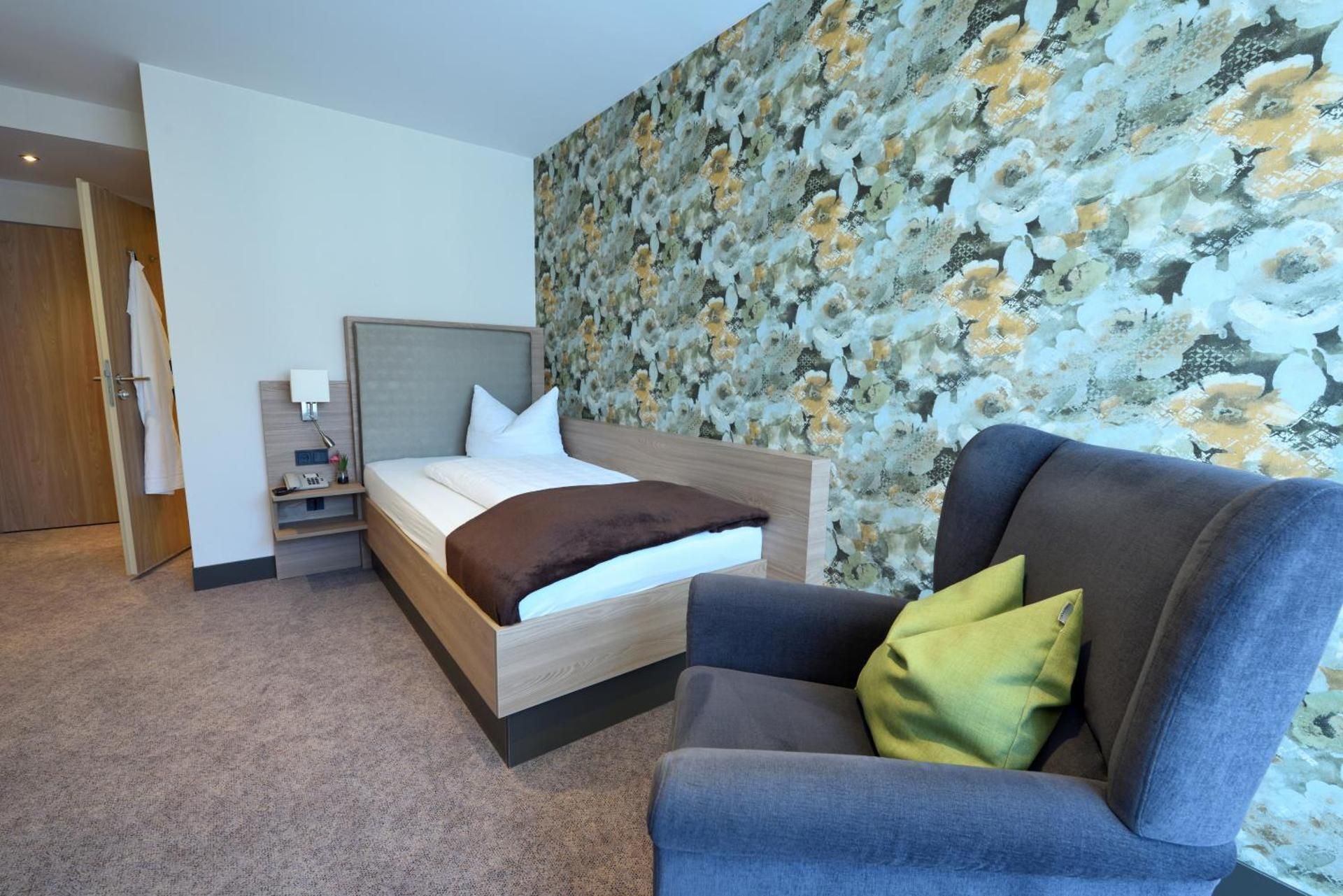 Single Room with Balcony