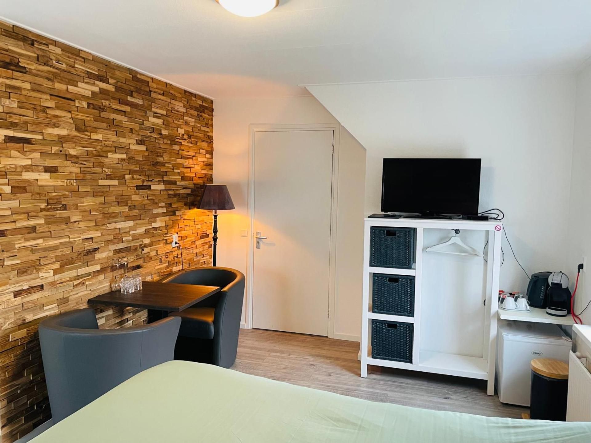 Double Room with Private Bathroom