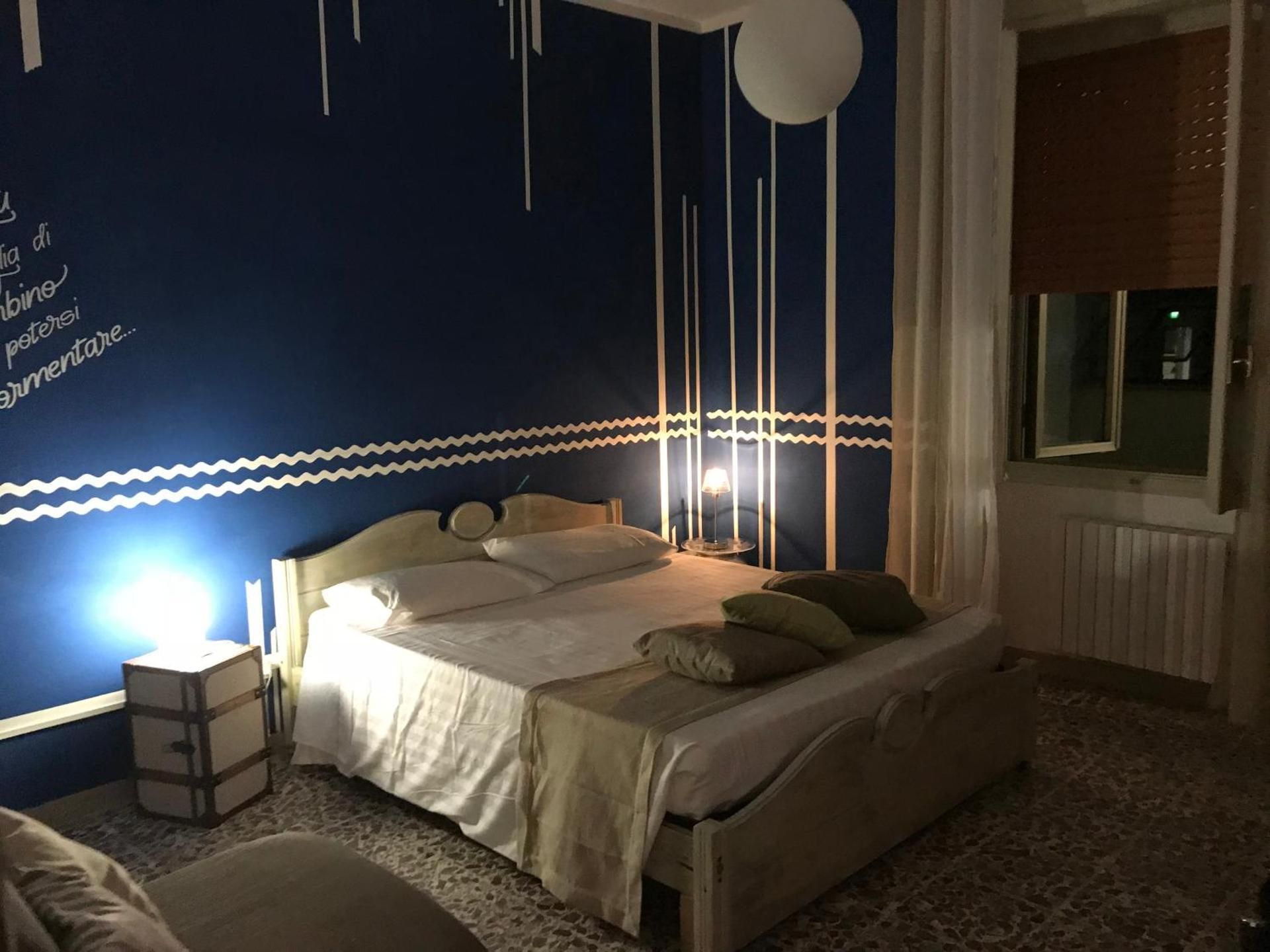Double Room with Private Internal Bathroom